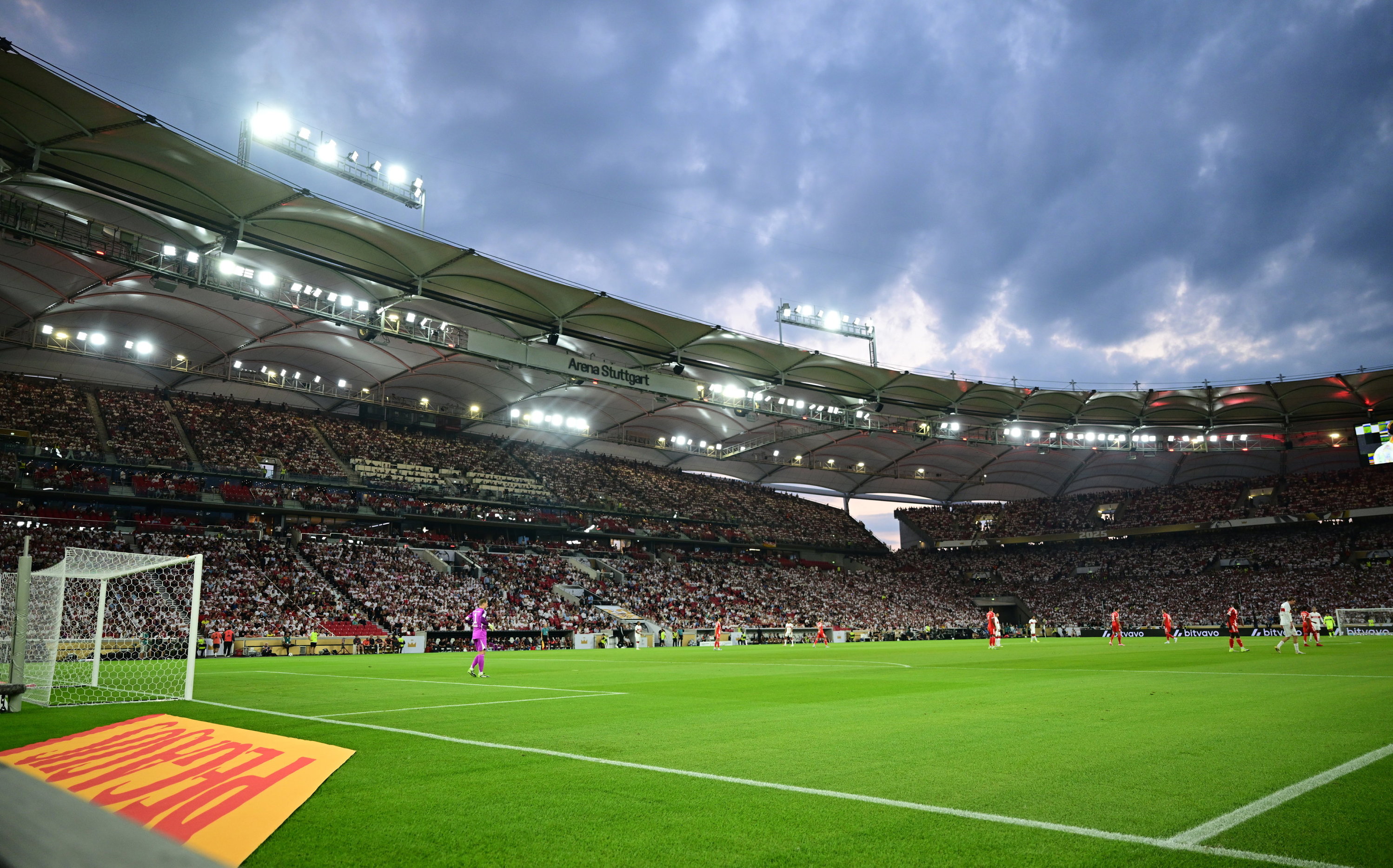 Matchday • Feyenoord strijdt in Stuttgart voor Europese punten