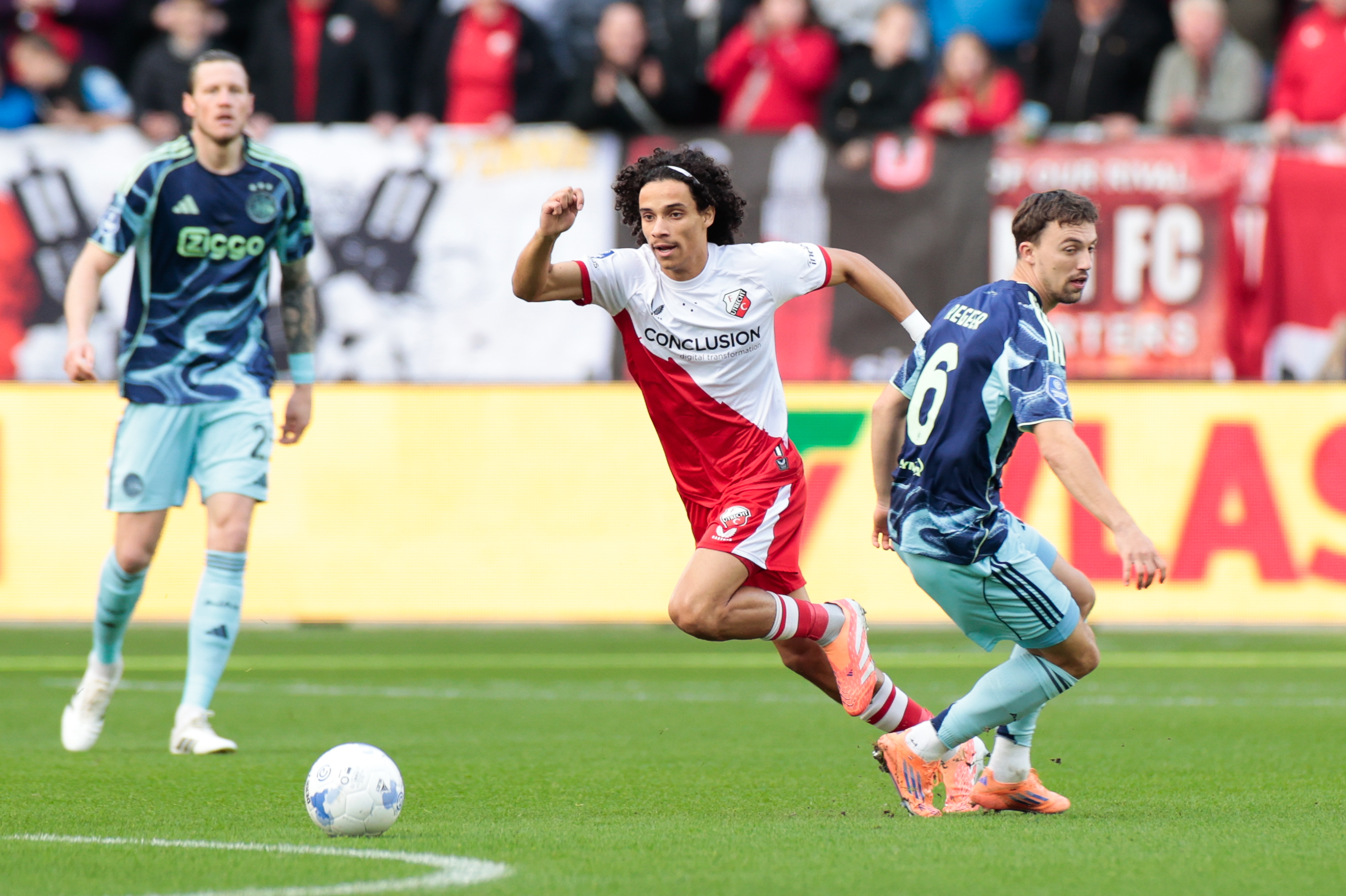 Zechiël lonkt naar een plek bij Feyenoord: sterk spel, rendement en ambitie