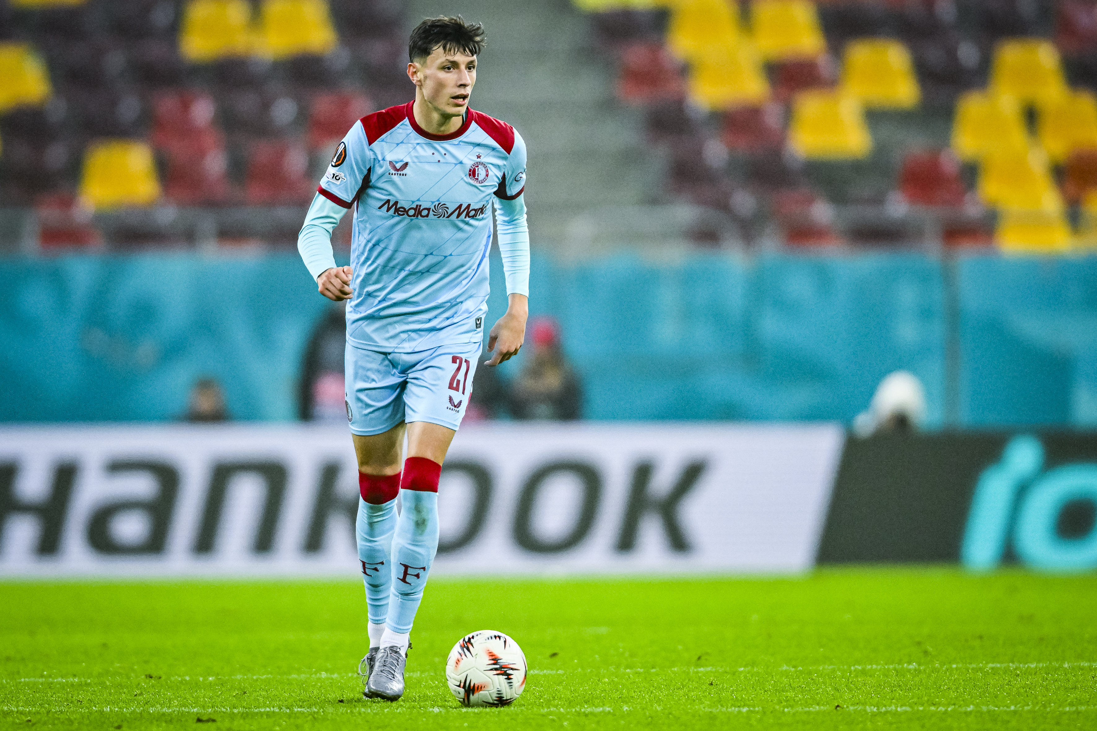 Ahmedhodzic: 'Kritiek hoort erbij, we moeten niet in zelfmedelijden vervallen'