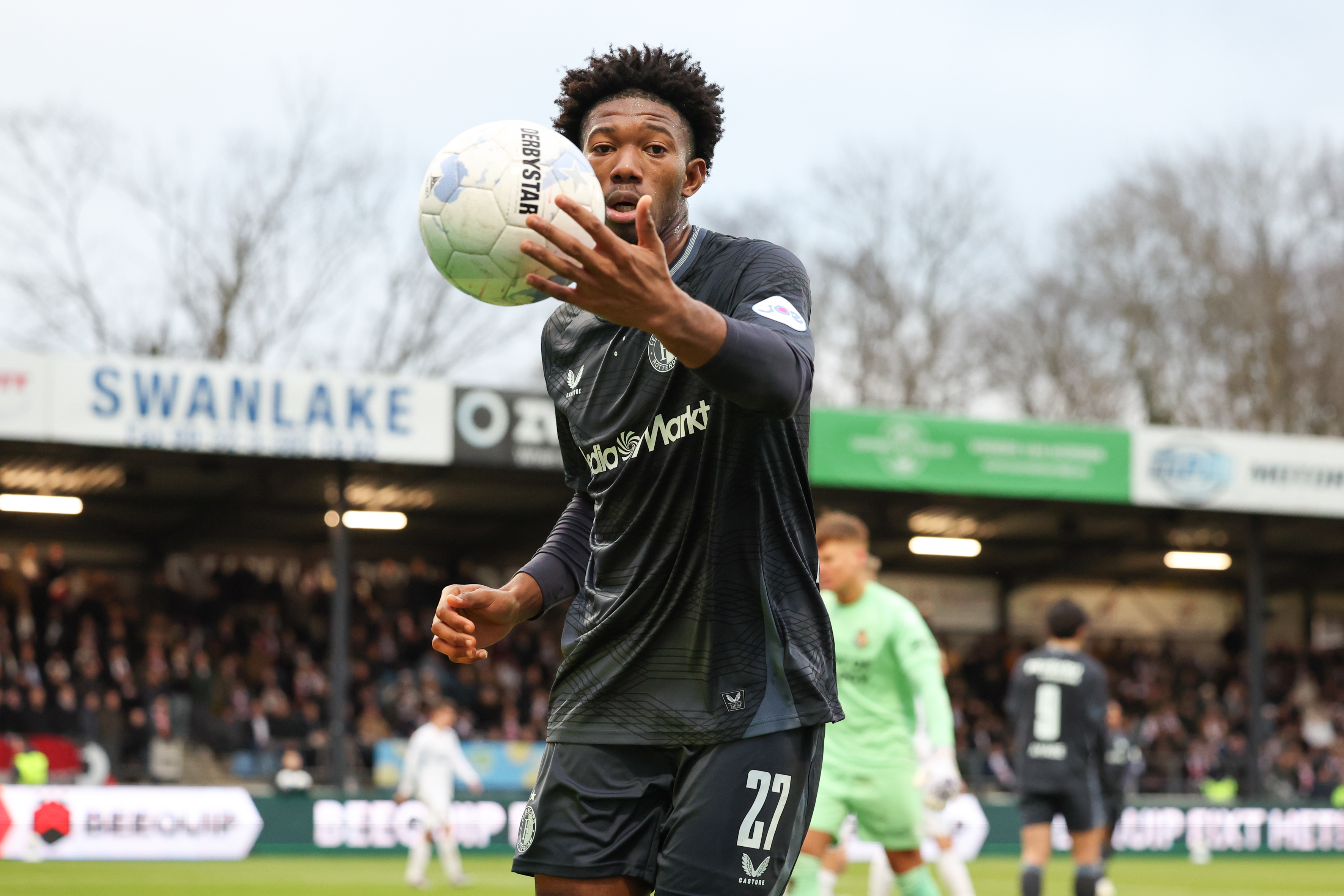 Diarra maakt eerste minuten op Afrika Cup maar Mali geeft zege laat uit handen