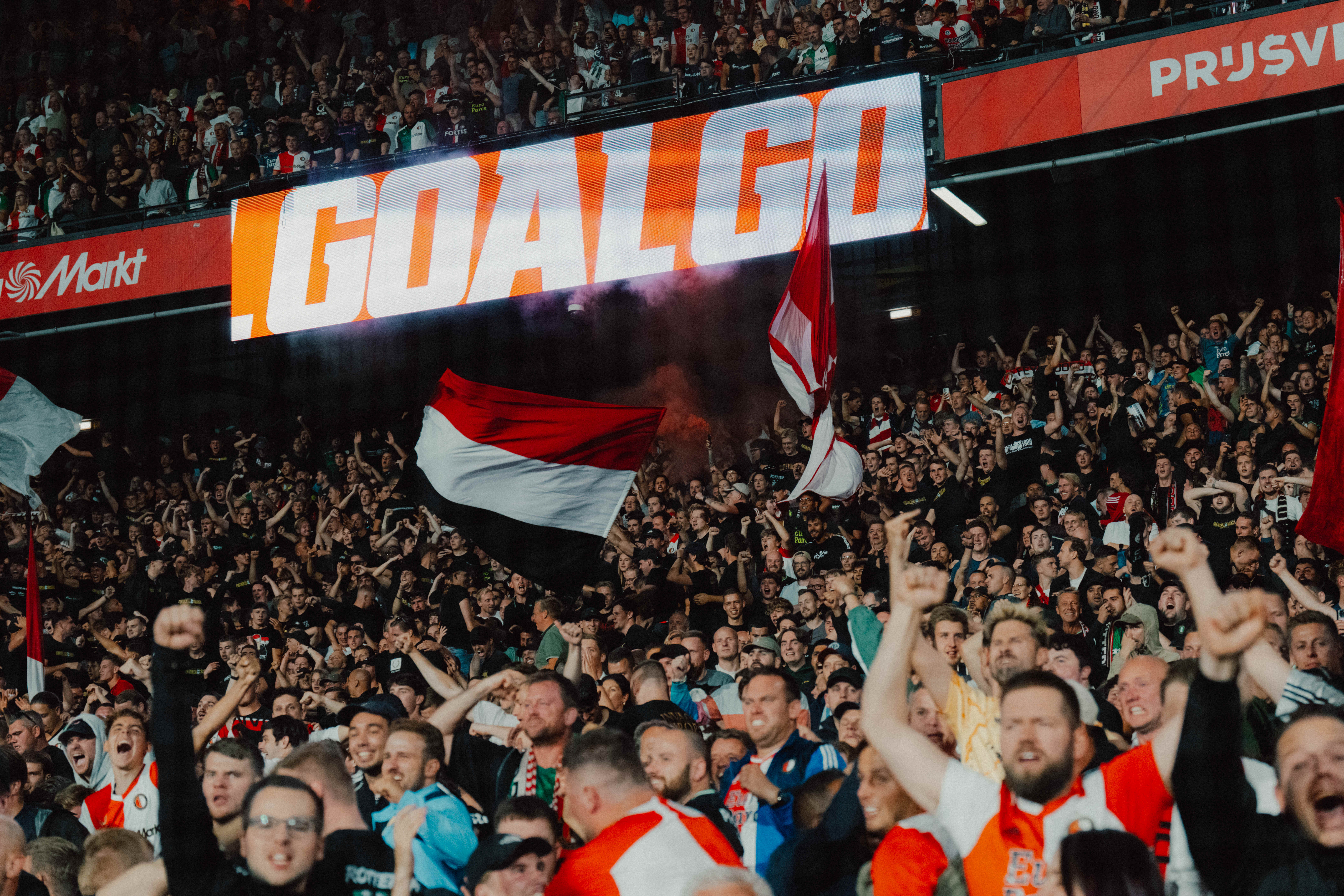 Fans in de Kuip (goal)