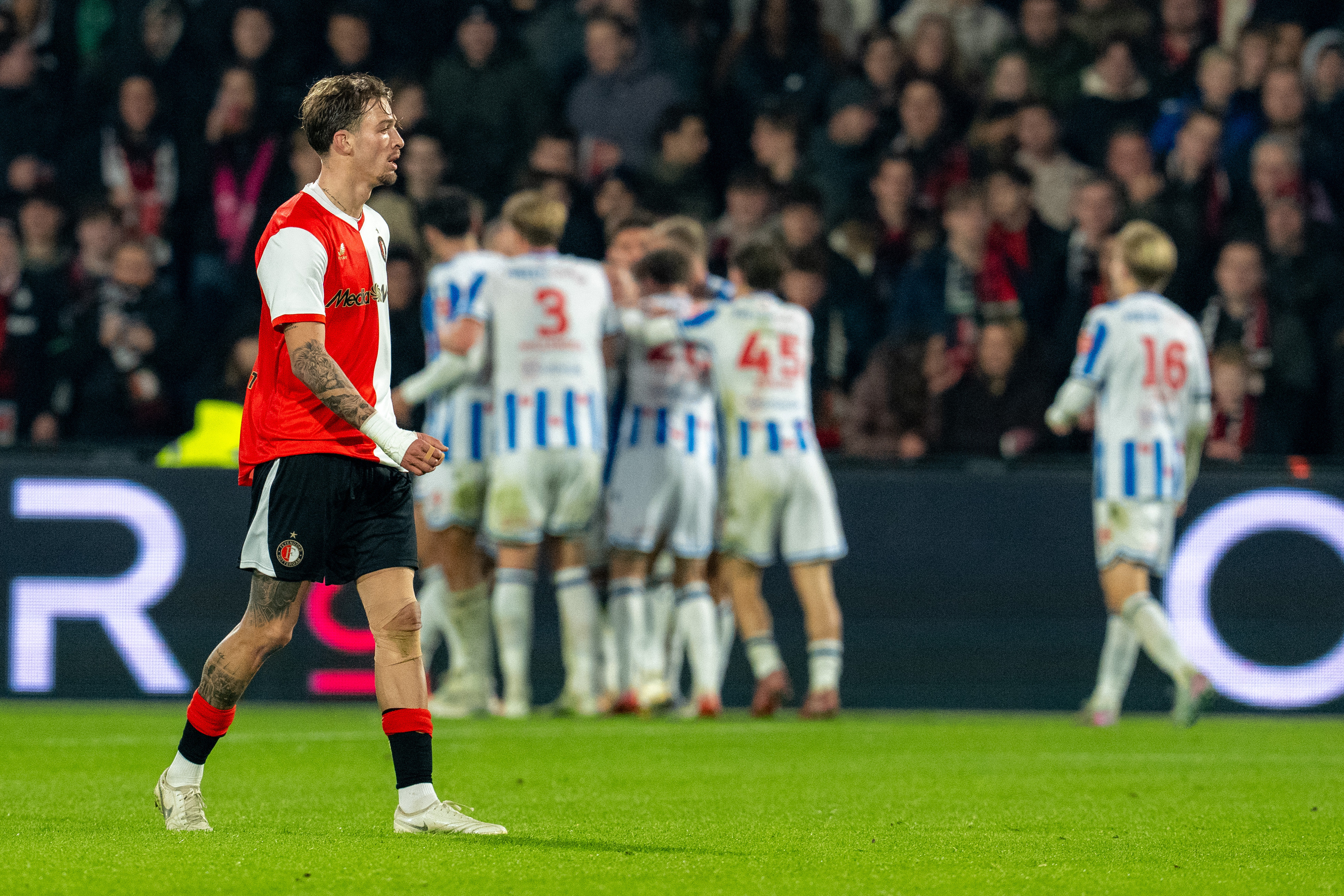 Feyenoord verliest ook van Heerenveen en ligt uit de KNVB Beker