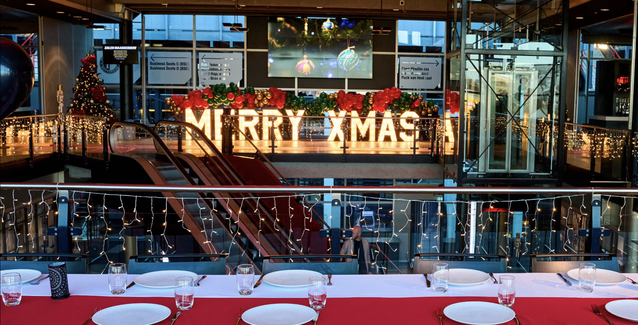 Warm kerstdiner markeert einde maatschappelijk jaar Feyenoord