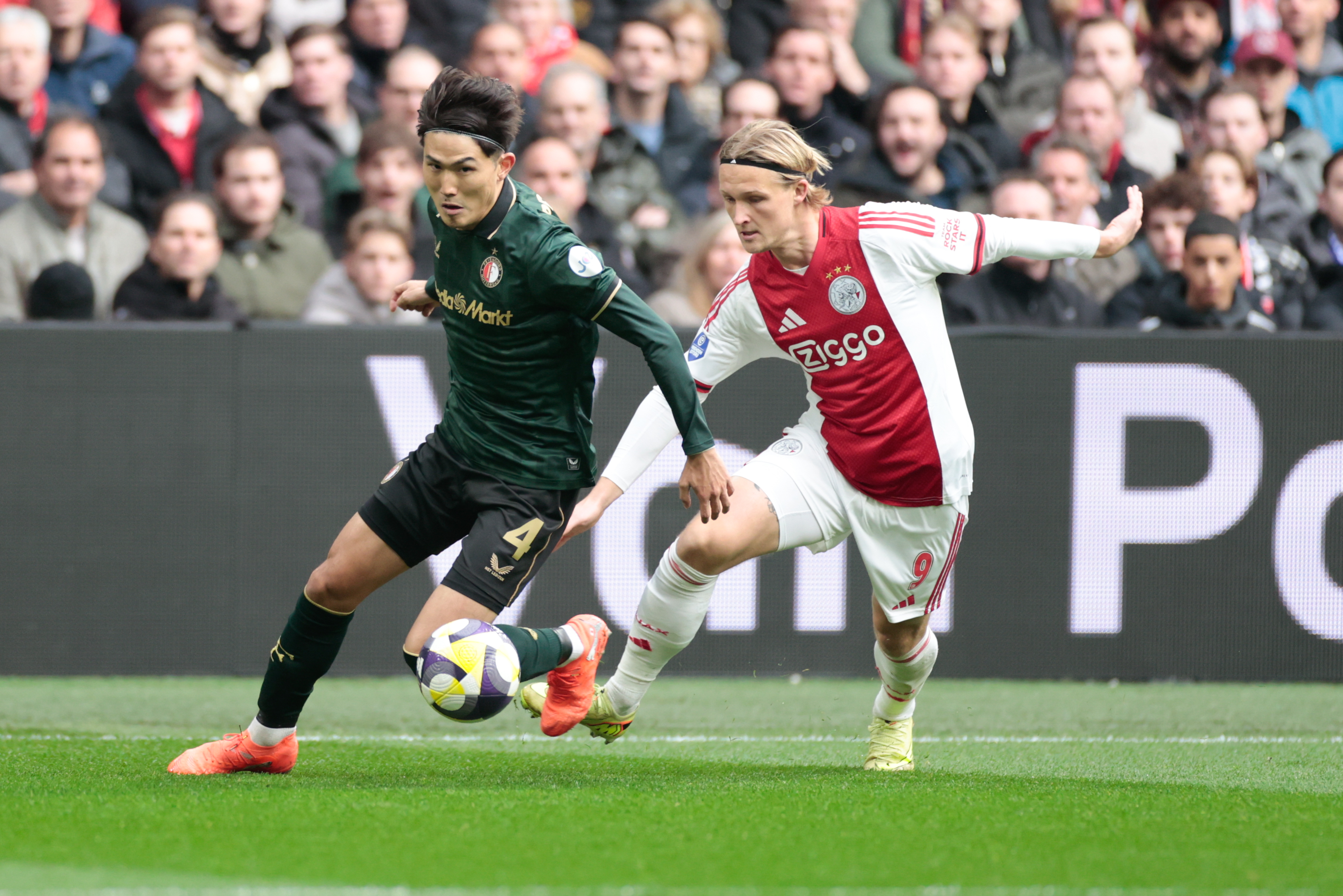 Liveblog • Feyenoord verliest in Amsterdam: 2-0 [FT]