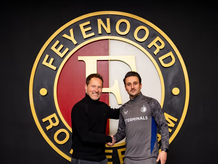 Head of Academy Zeb Jacobs langer verbonden aan Feyenoord