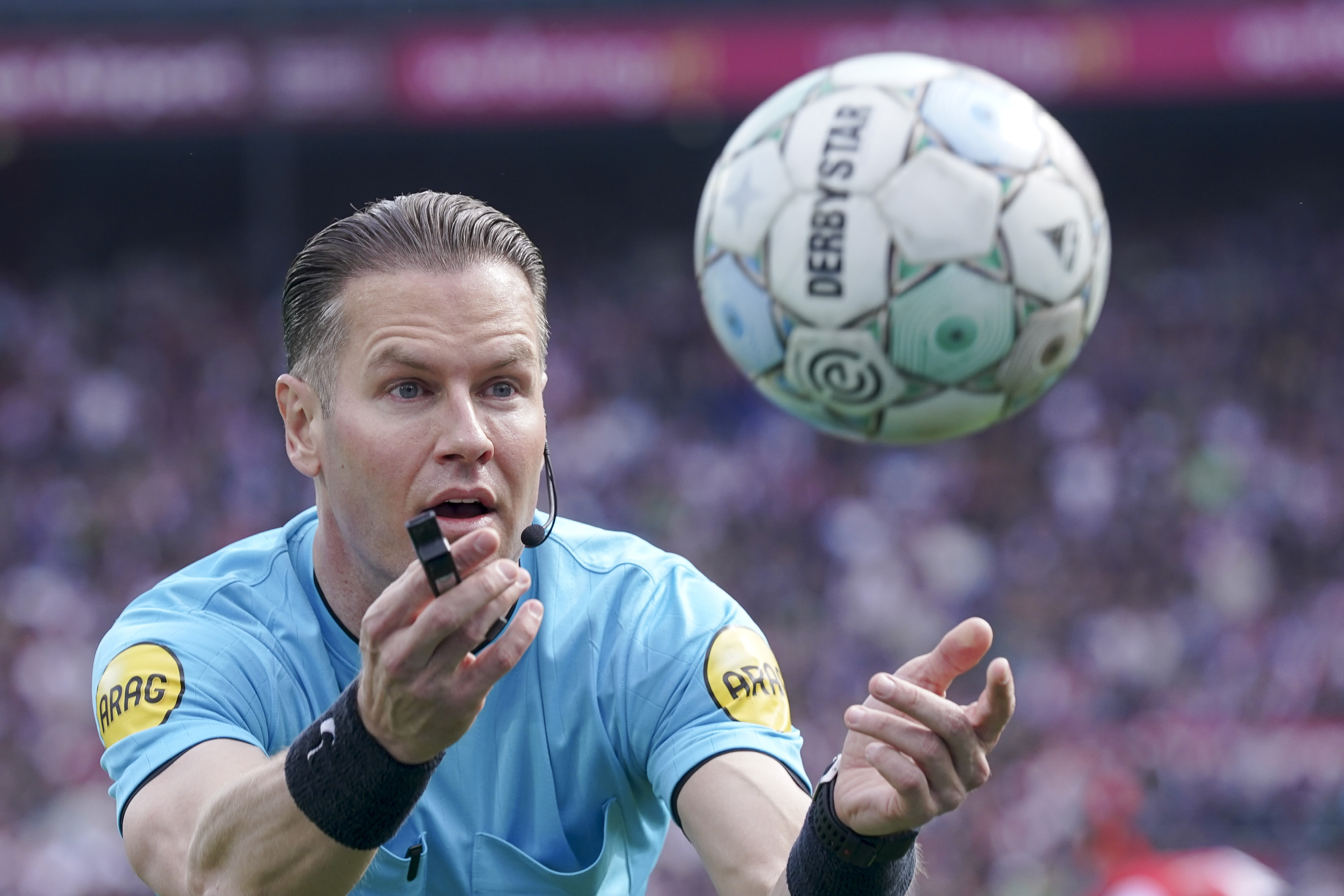 Makkelie leidt de stadsderby tegen Sparta