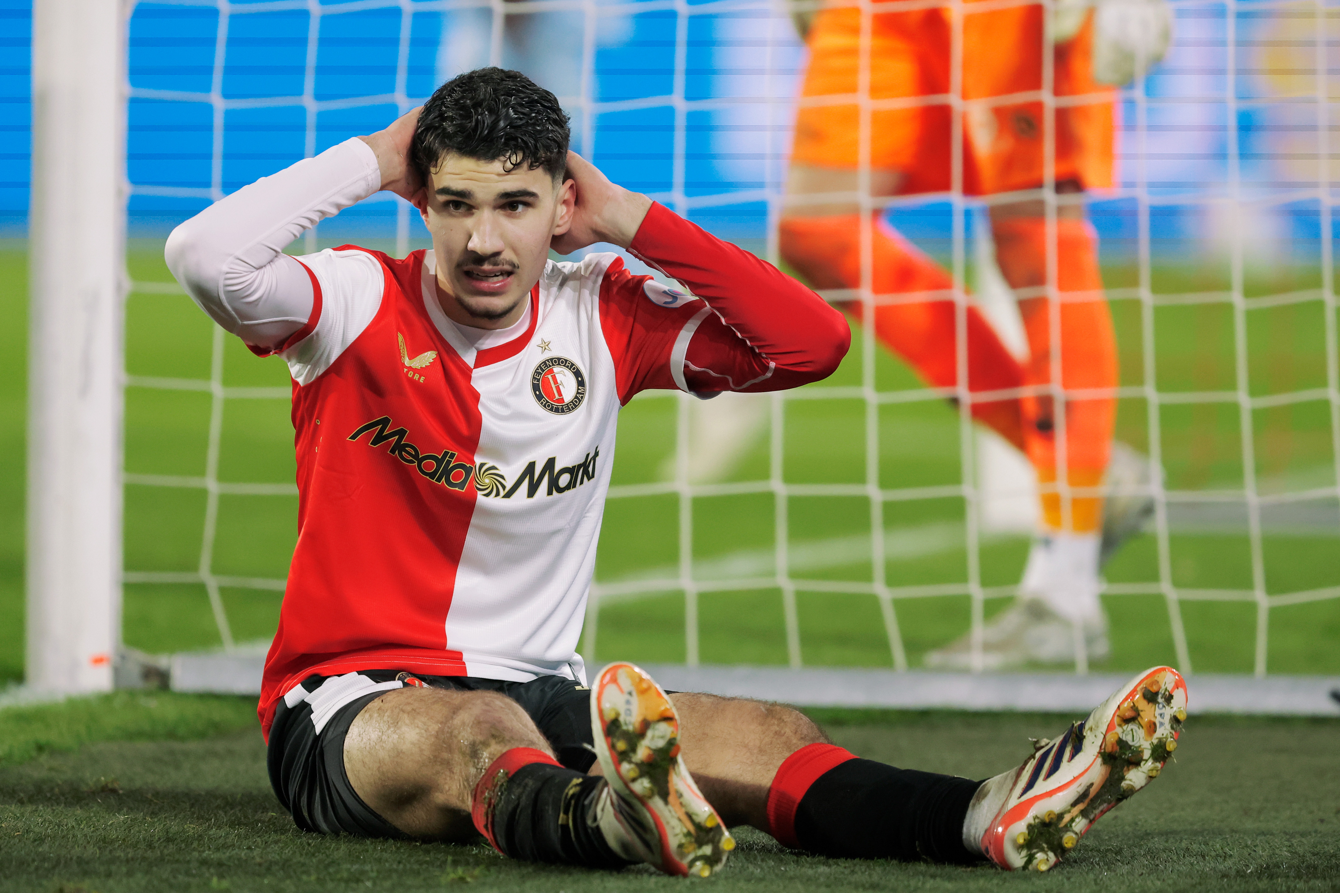 shaqueel-van-persie-soccrates