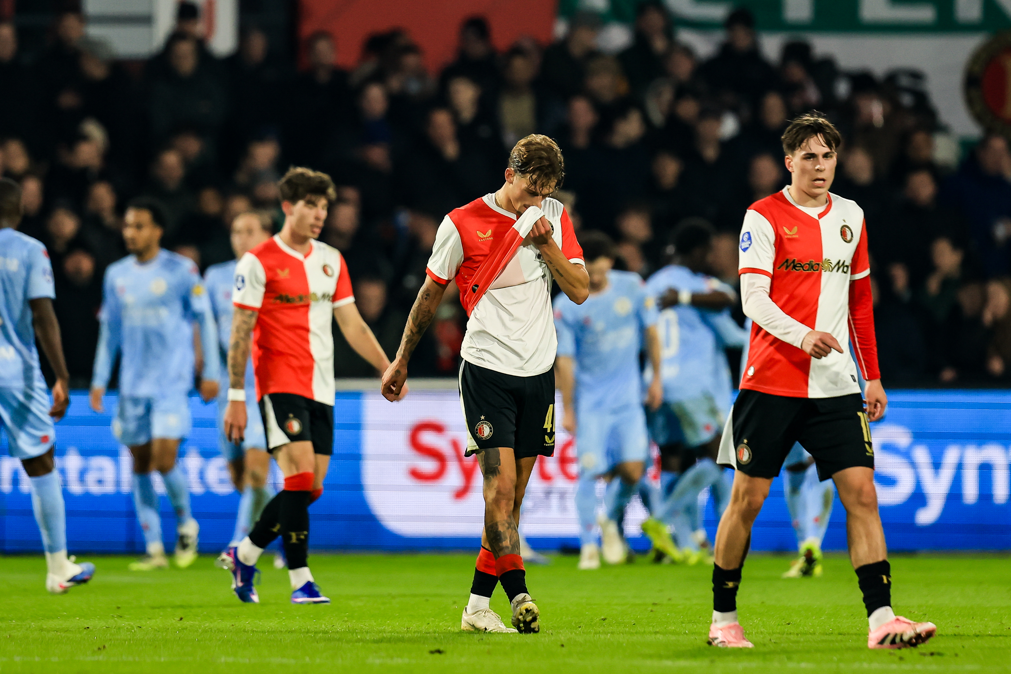 Beoordeel de spelers van Feyenoord na de thuisnederlaag tegen Sparta