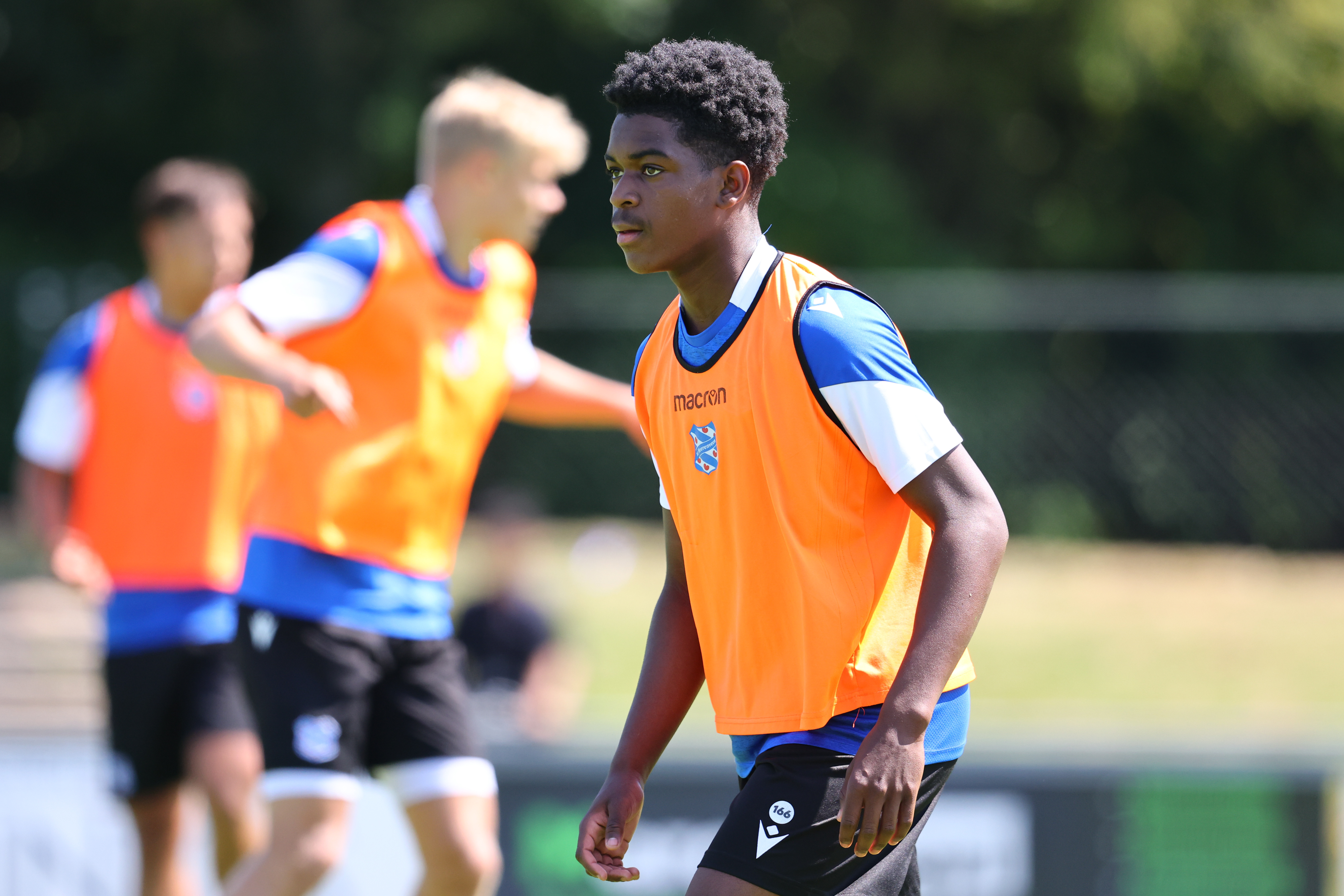 'Feyenoord richt pijlen op komst Kirayno Schaken'