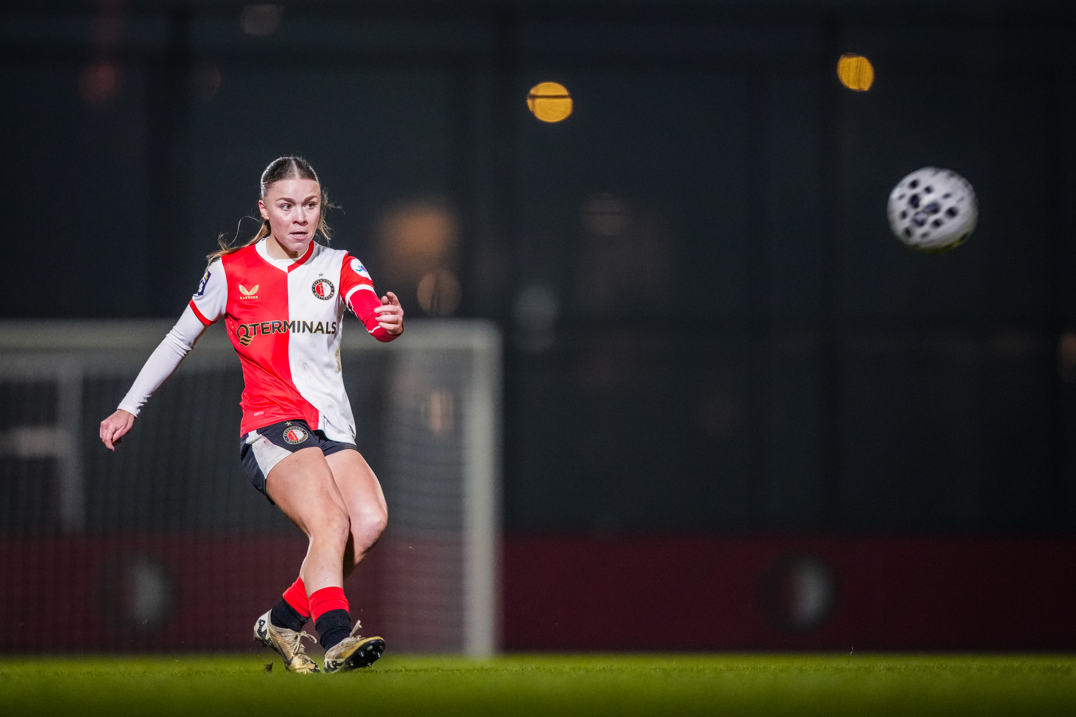 Wedstrijd Feyenoord V1 - FC Twente verplaatst