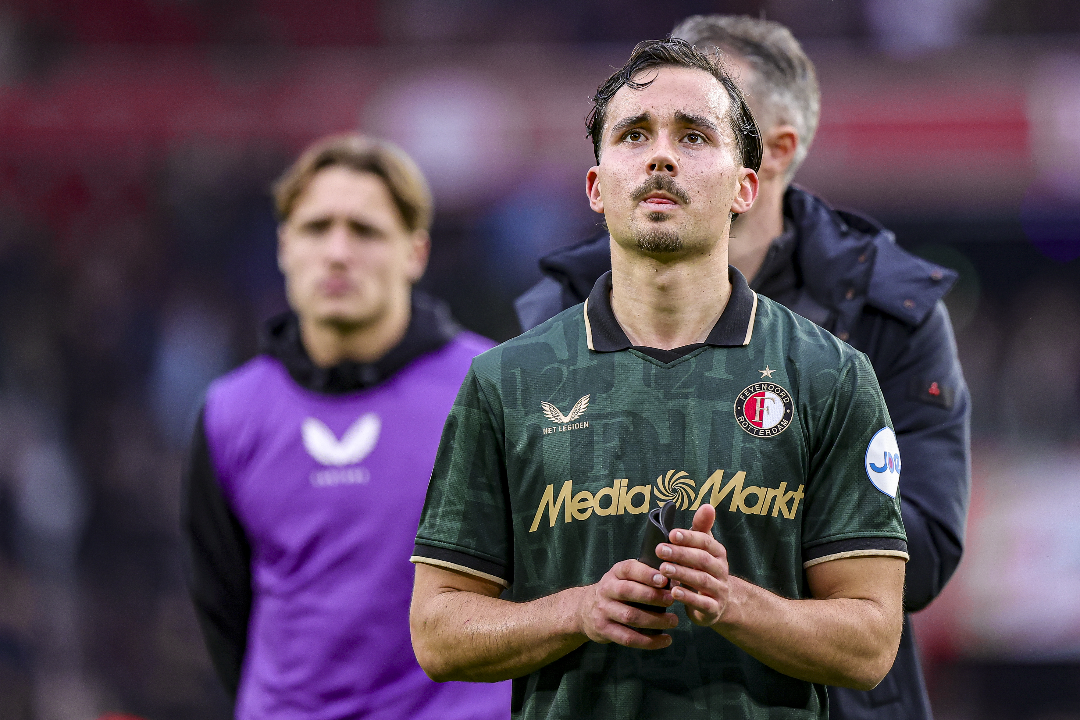 Deijl kraakt 'verschrikkelijke' eerste helft: "Als niet iedereen daarin volgt, worden de ruimtes groot"