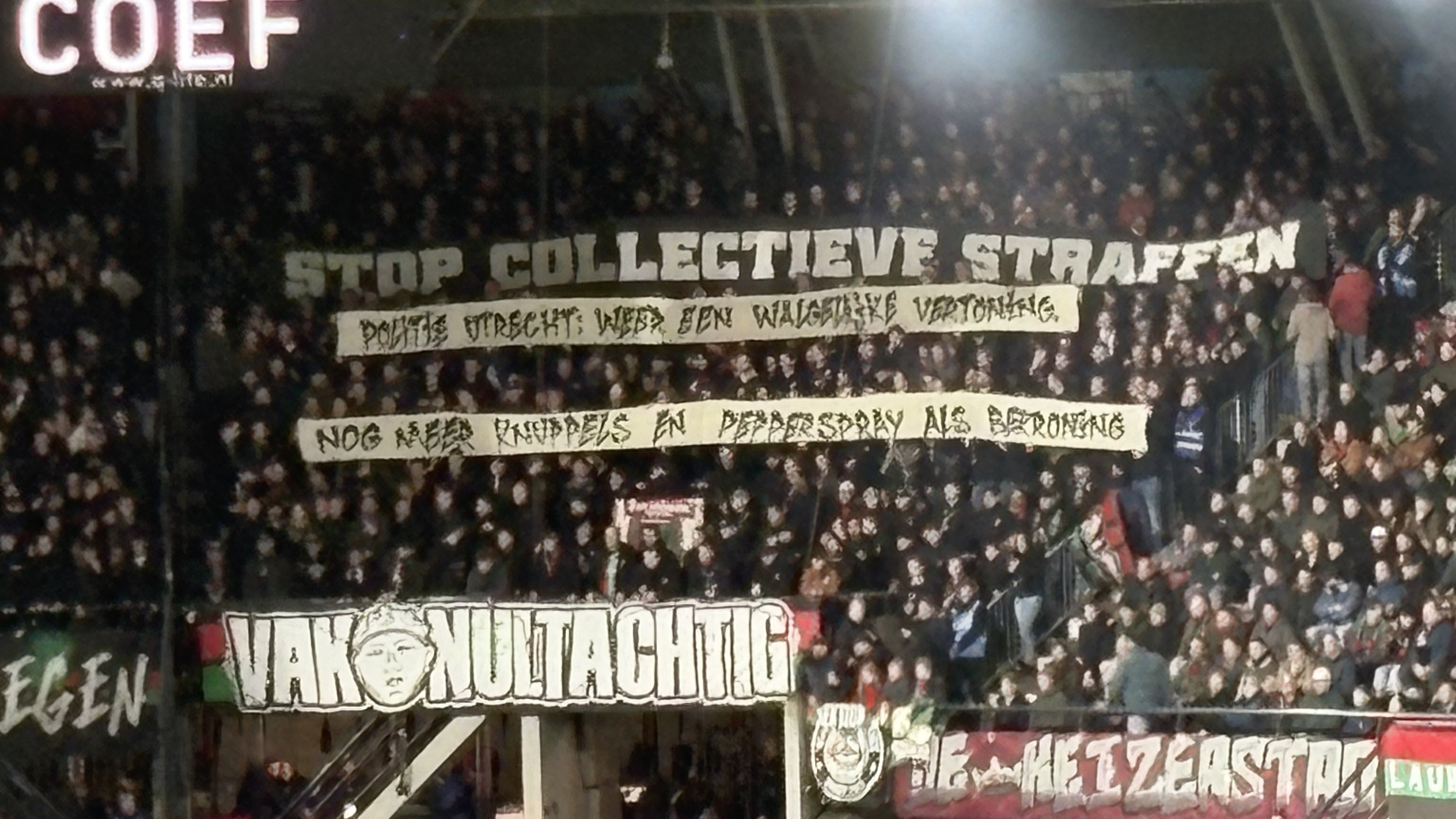 Utrecht-supporters maken statement na politiegeweld tegen Feyenoordsupporters