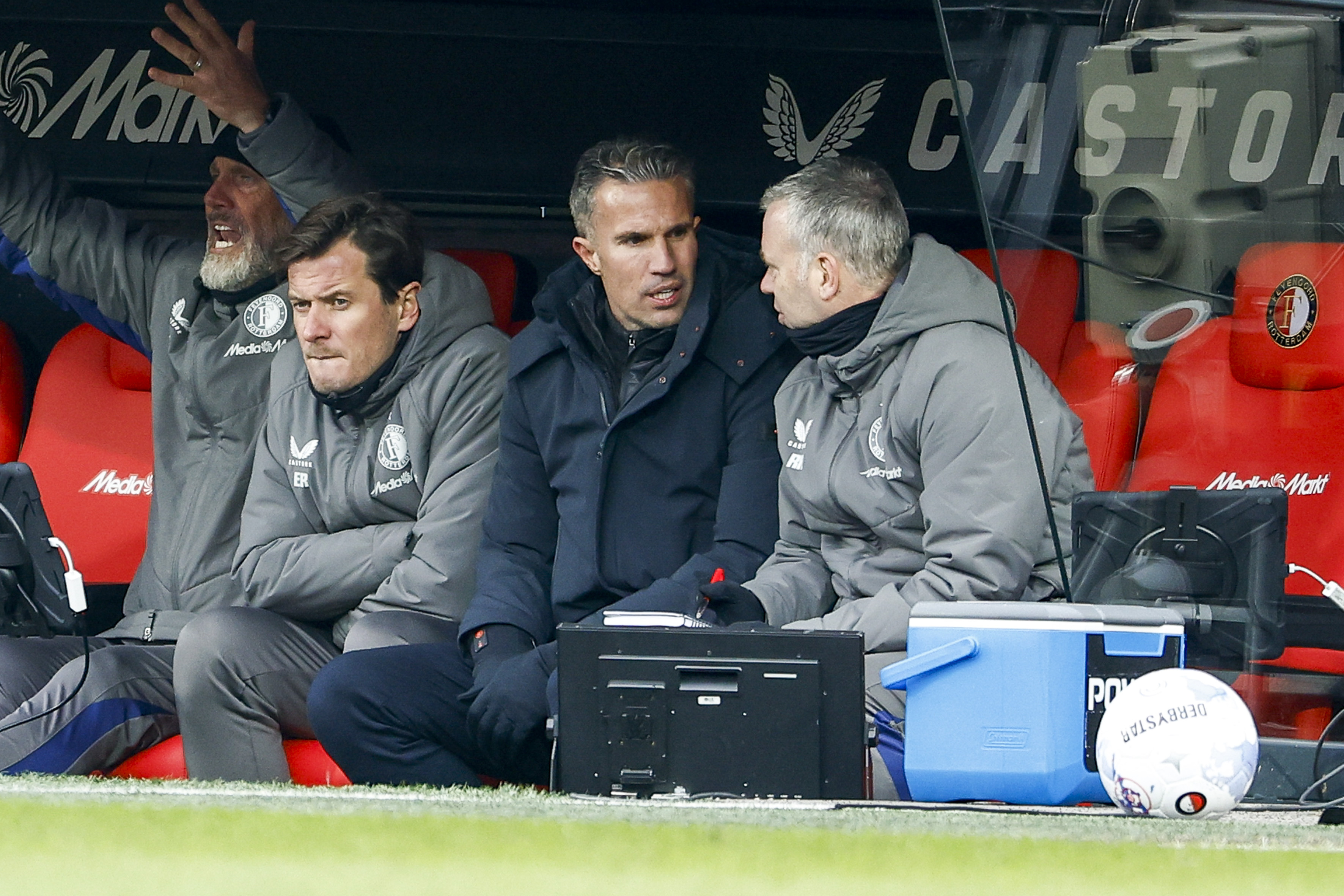 Van Persie na zwaarbevochten overwinning: "Grootste gedeelte was frustrerend"