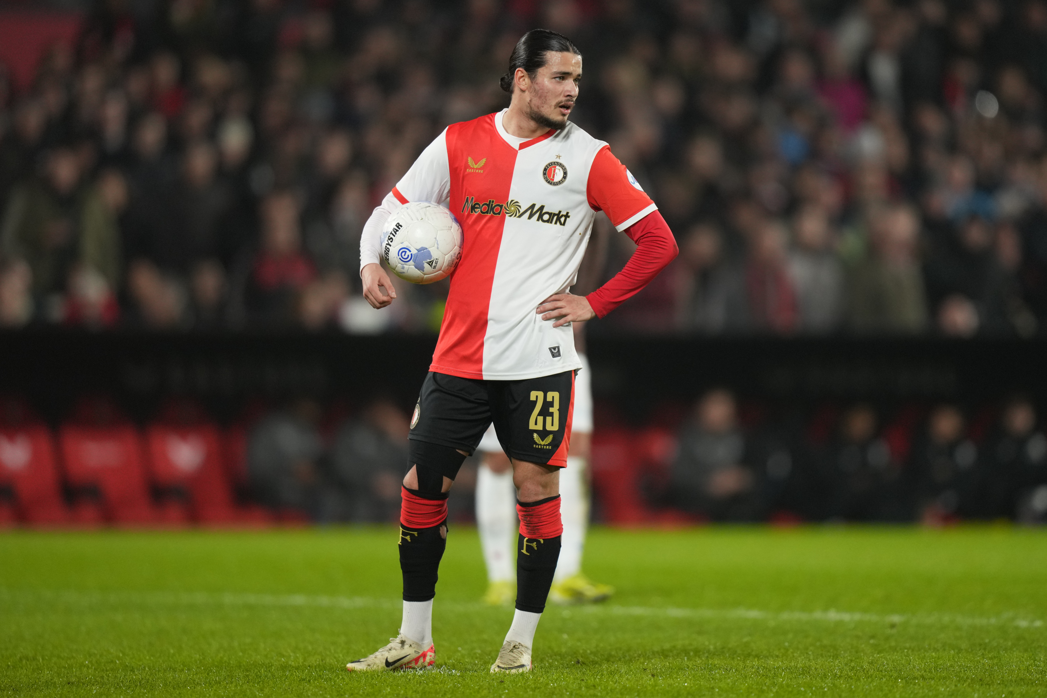 Hadj Moussa twijfelgeval; twee belangrijke krachten op de weg terug