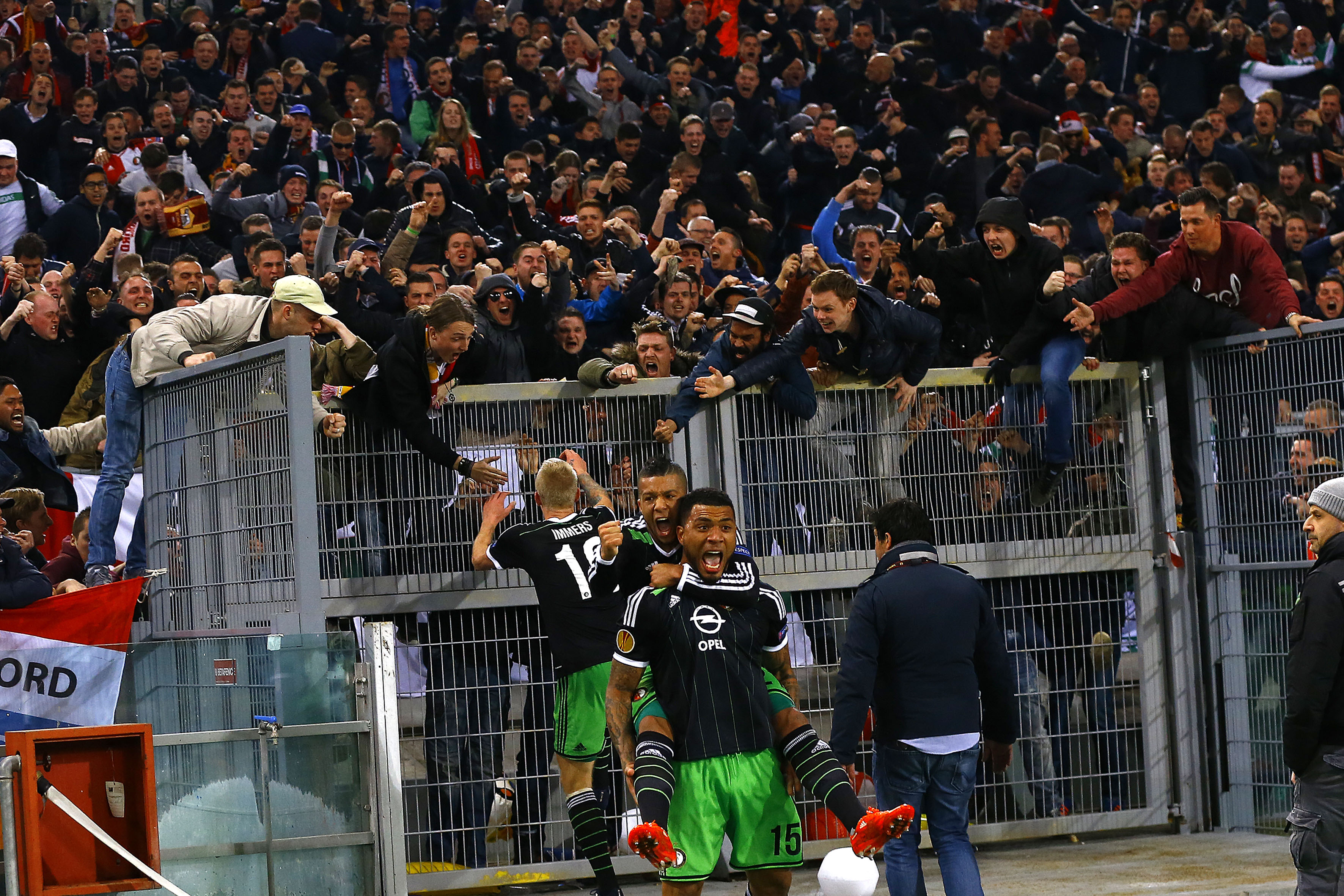 Praat mee • In hoeveel landen heb jij Feyenoord zien spelen?