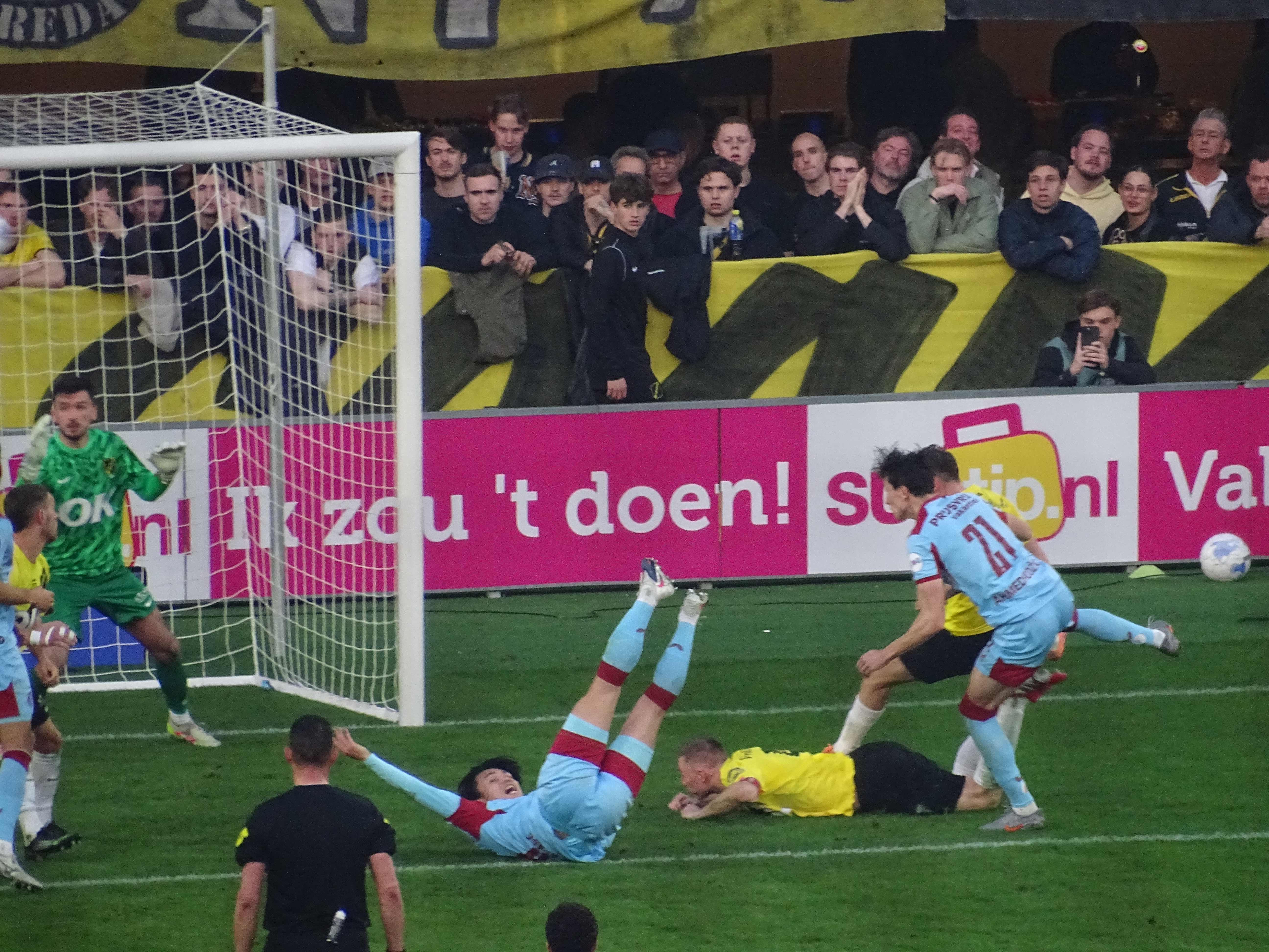 nac-breda-feyenoord-3-3-jim-breeman-sports-photography-34