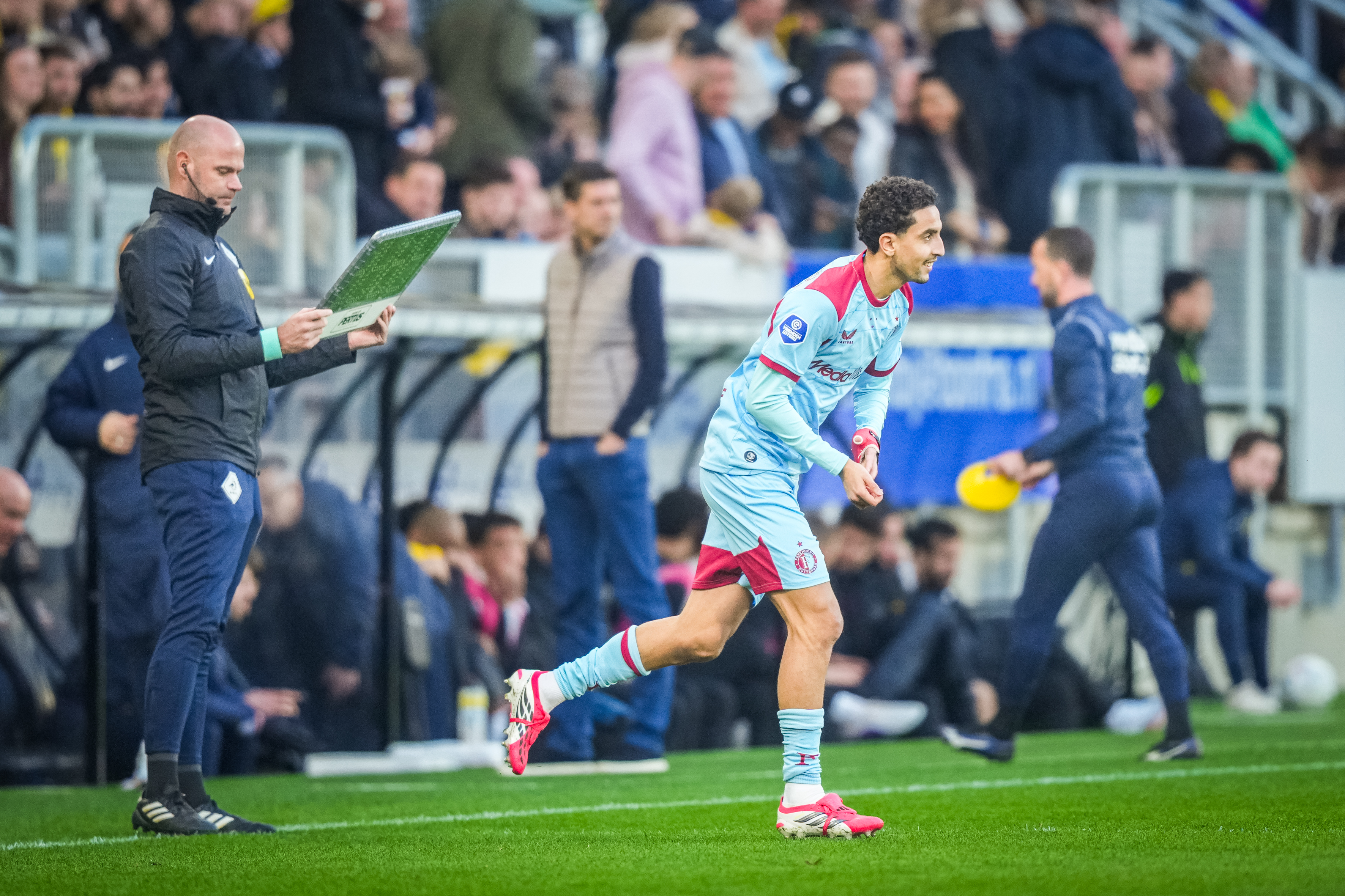 Vermoedelijke opstelling • Steunpilaar terug in de basis; Sterling wederom aan de aftrap