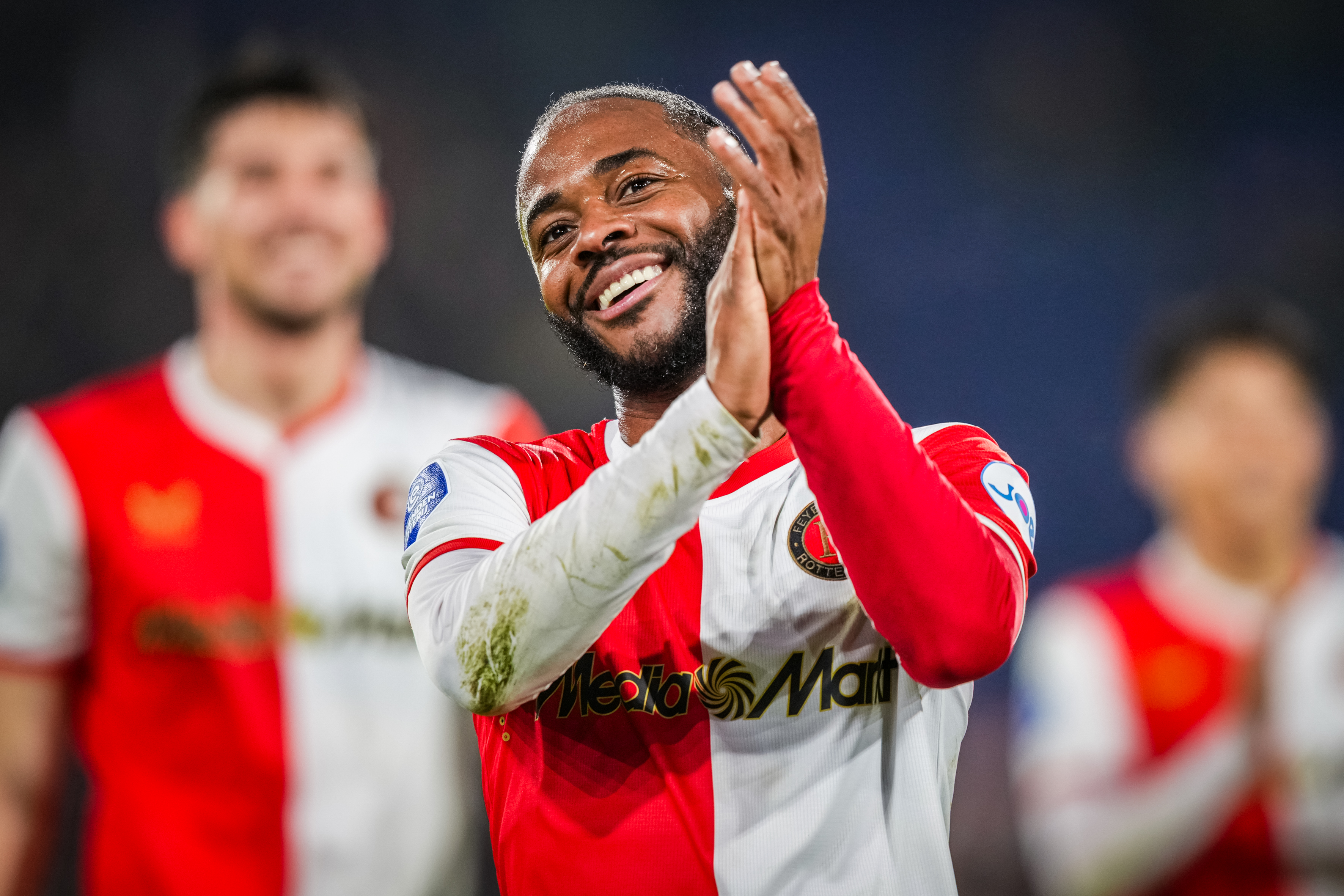 Sterling in De Kuip: Een gevallen wereldster of een briljante gok?