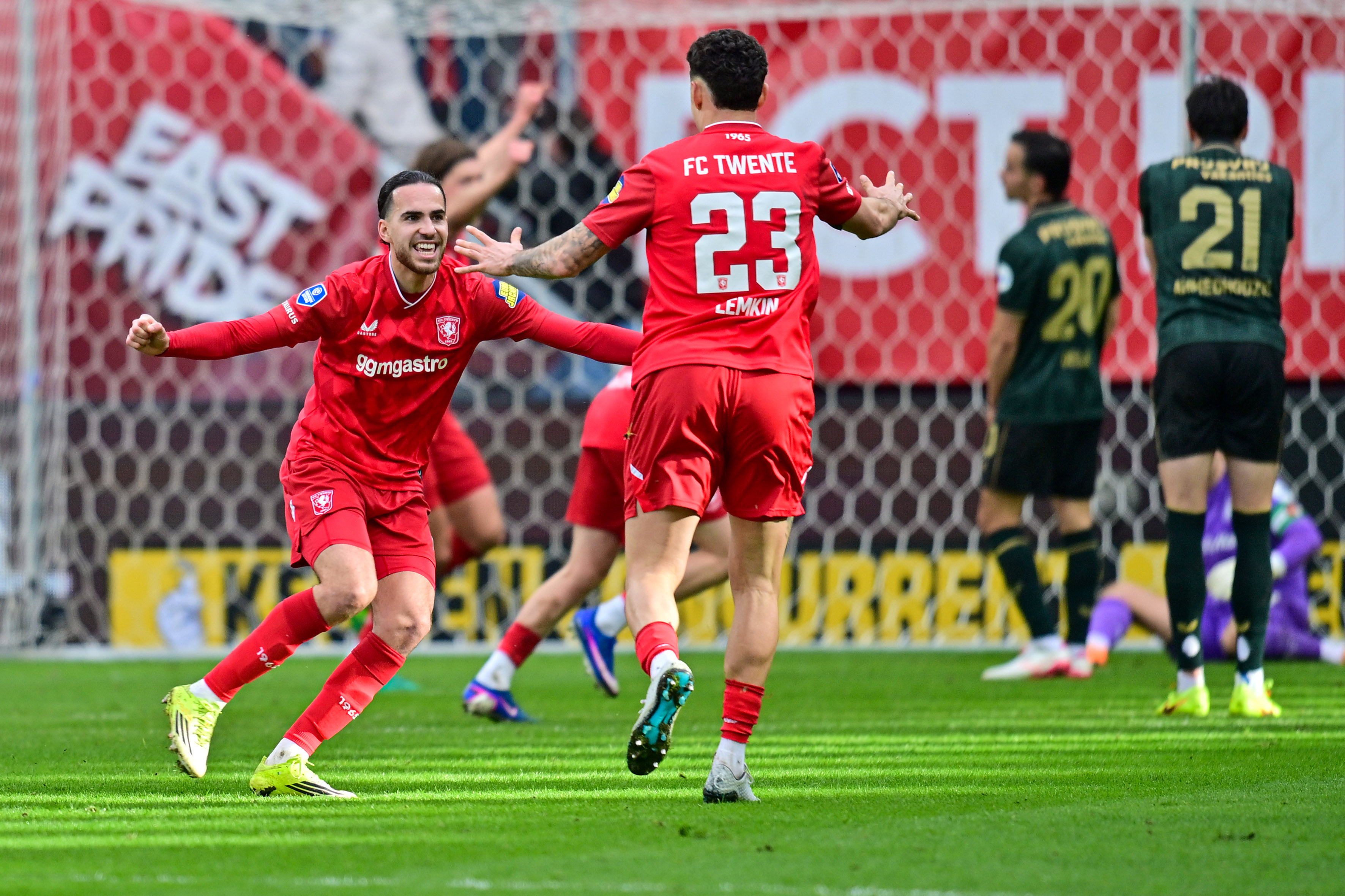 Feyenoord verliest in Enschede na wederom slecht spel