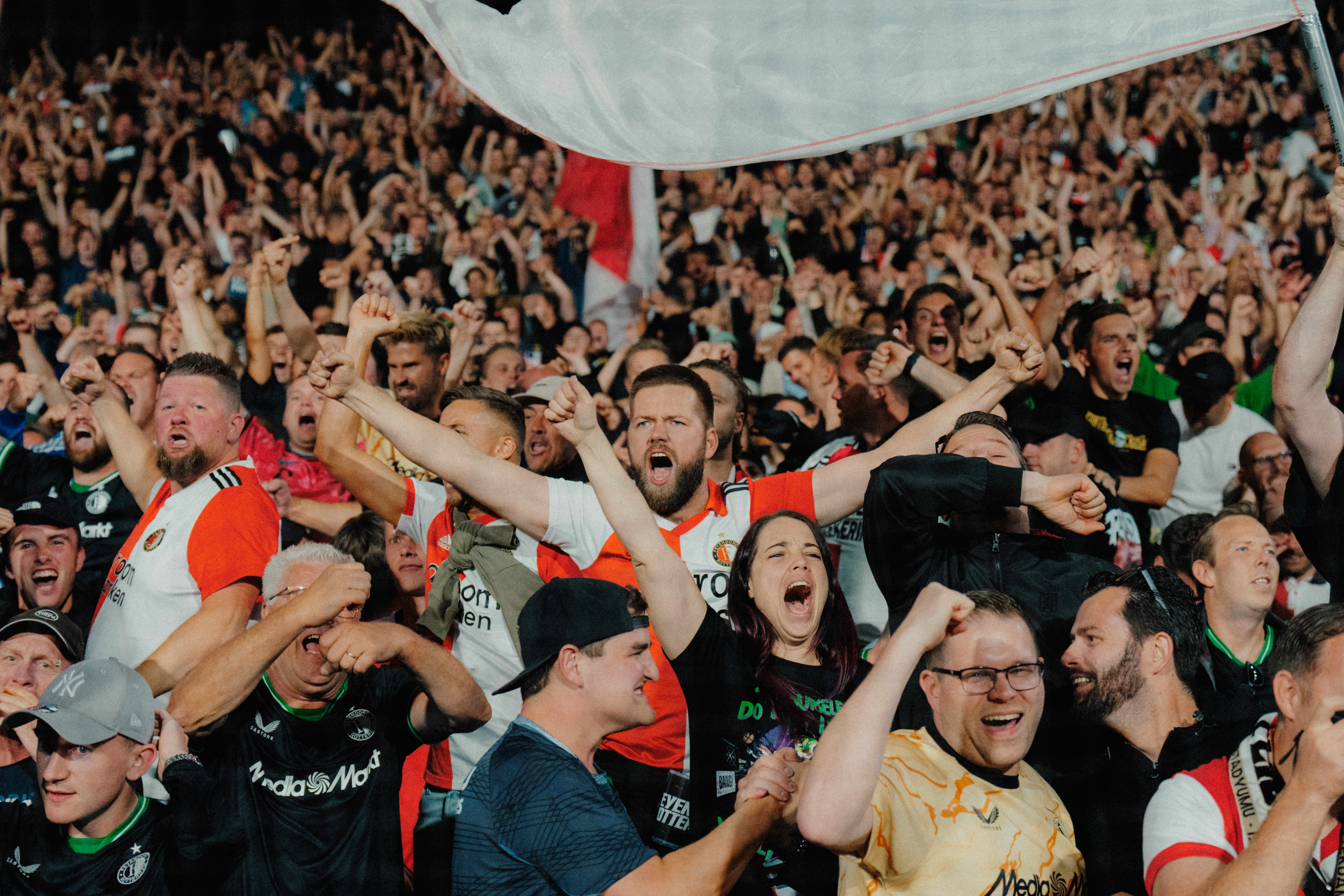 1908.nl Voetbalpool • Strijd in top tien nadert climax: voorspel nu Feyenoord - FC Groningen