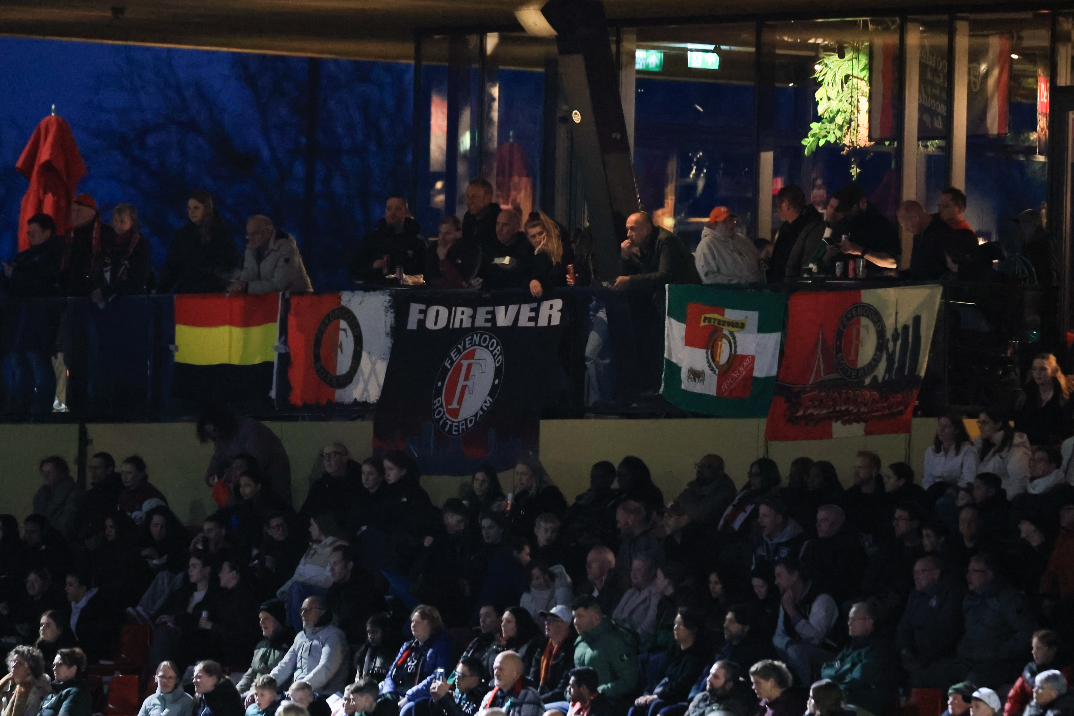 Twee bestuursleden Sportclub Feyenoord stappen op na uitsluiting bij besluitvorming