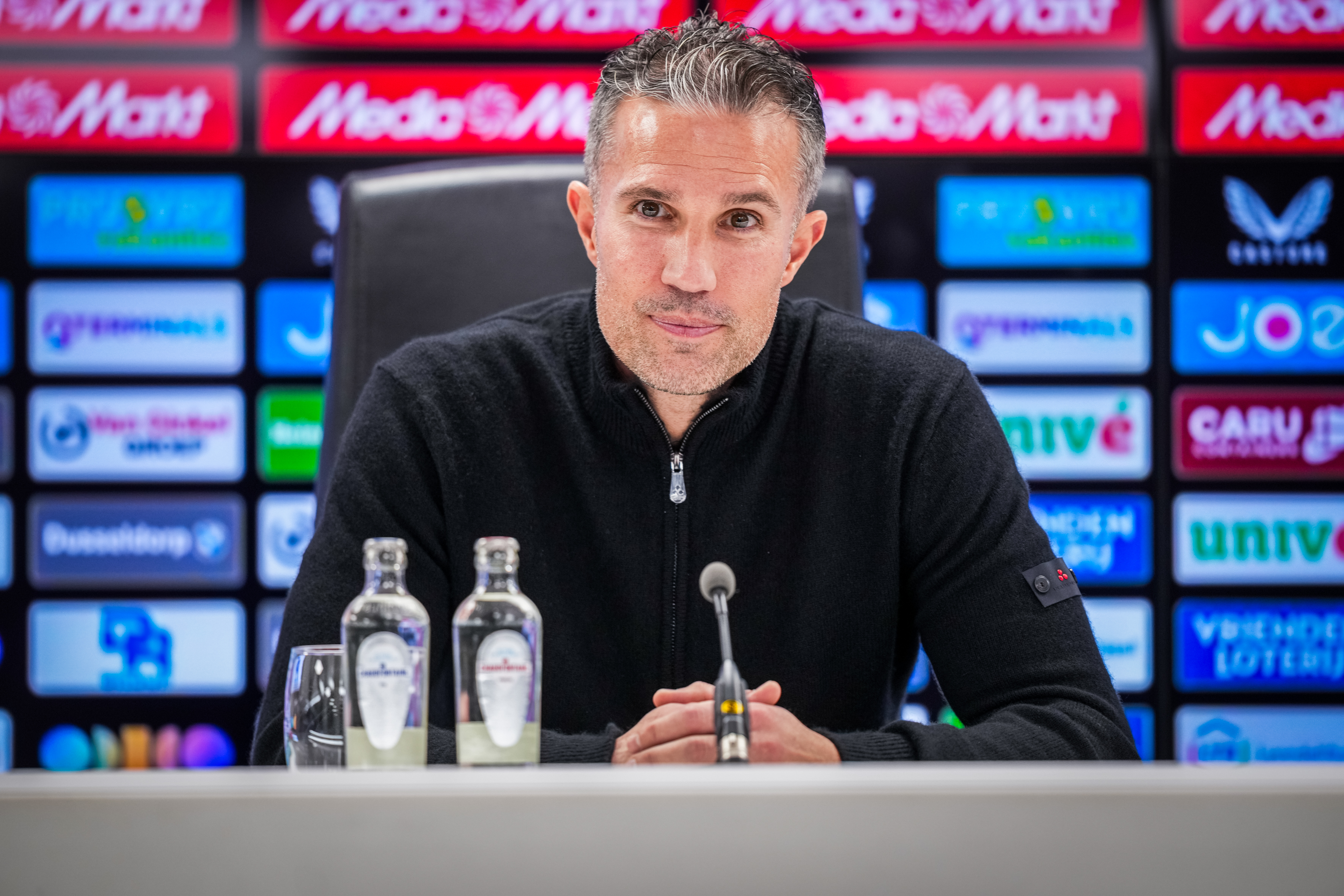 van-persie-proshots-1