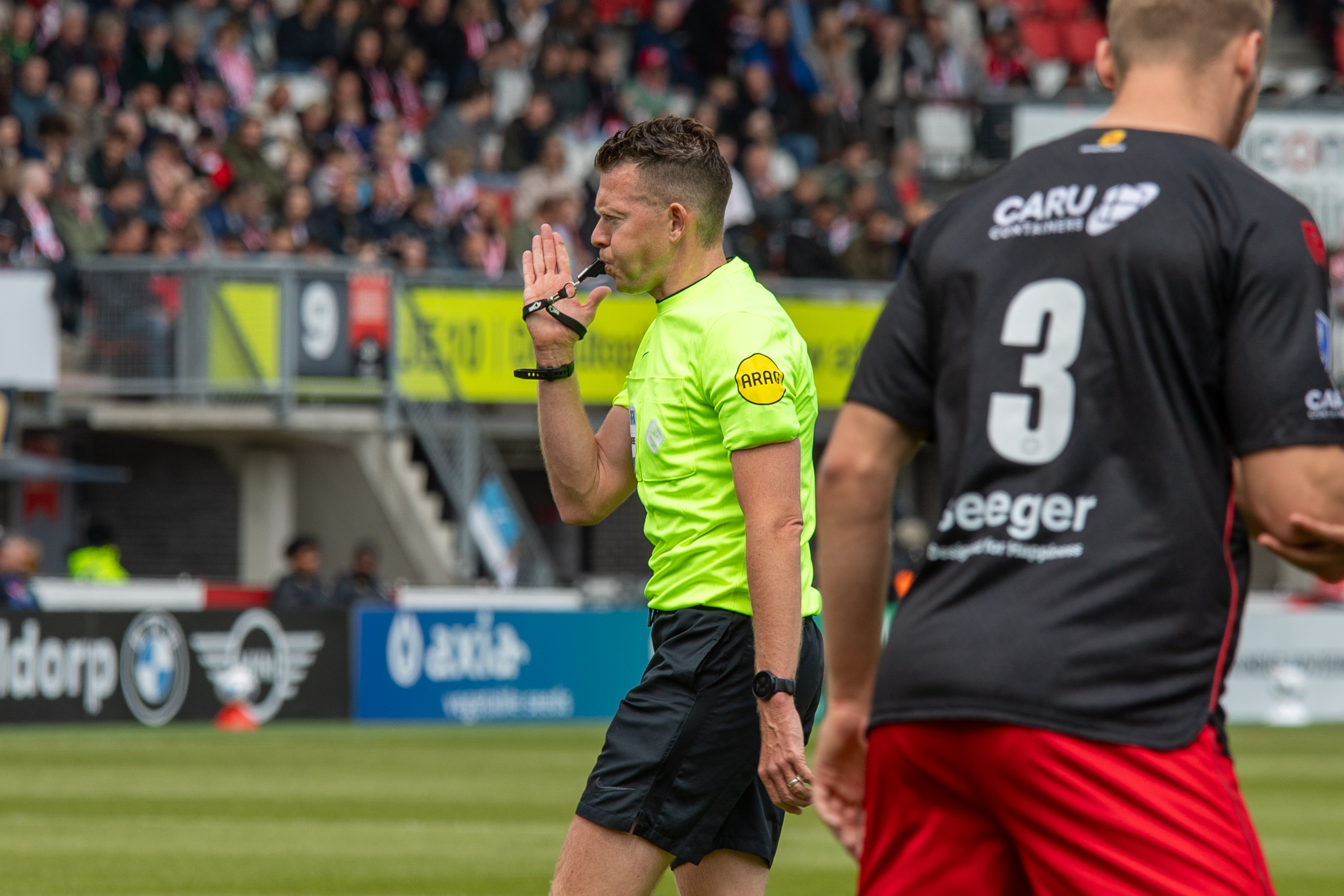 Lindhout fluit uitwedstrijd Feyenoord tegen NEC