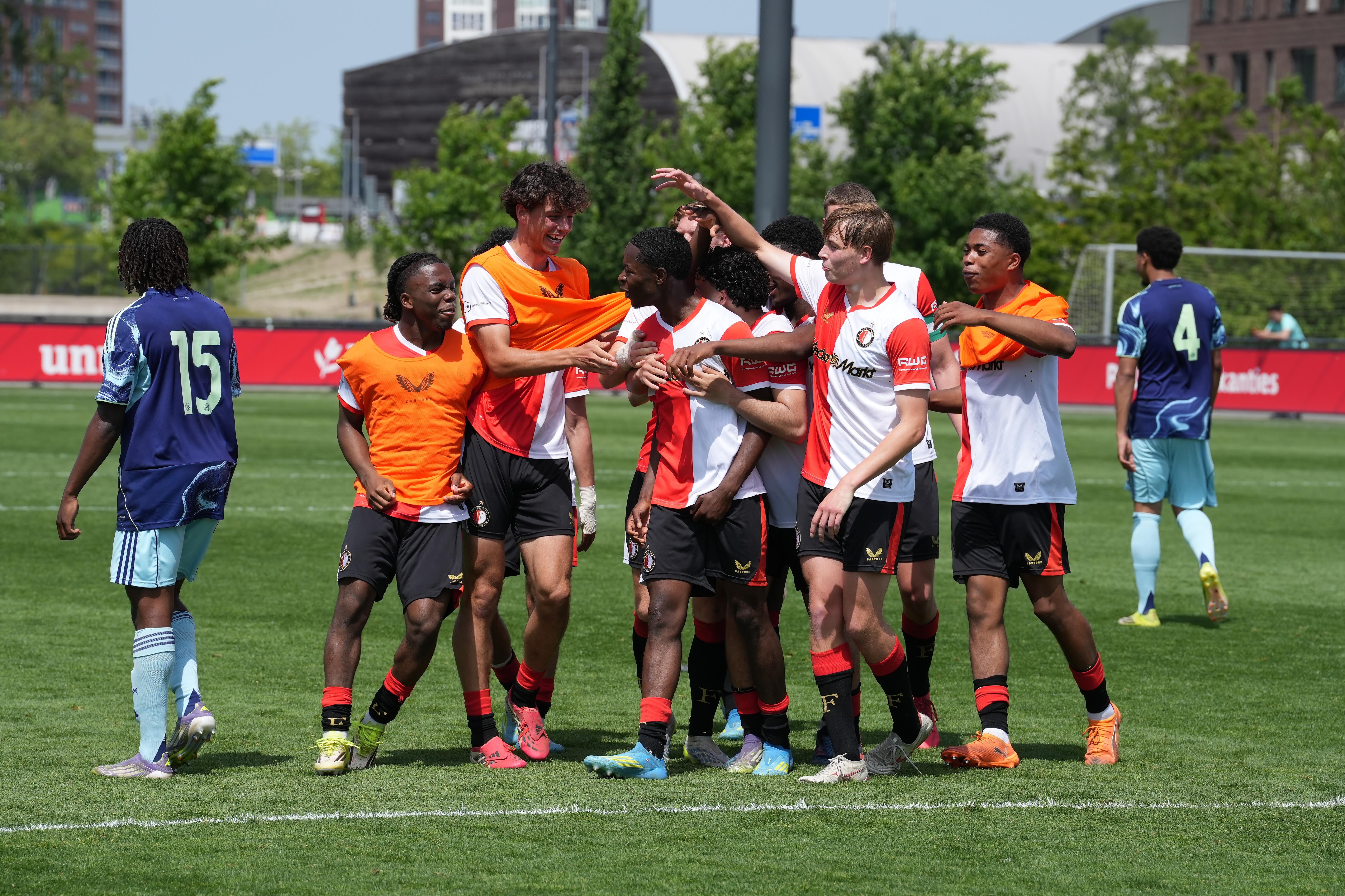 Team O19