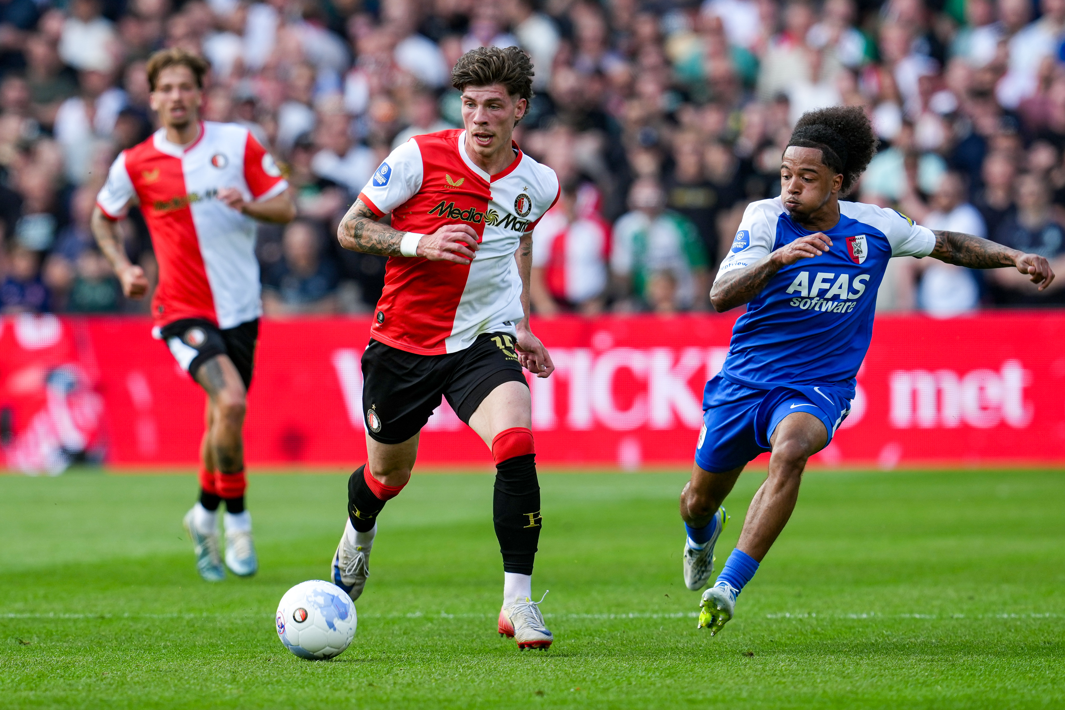 Bos heeft het naar zijn zin bij Feyenoord: "We kunnen een topteam zijn"