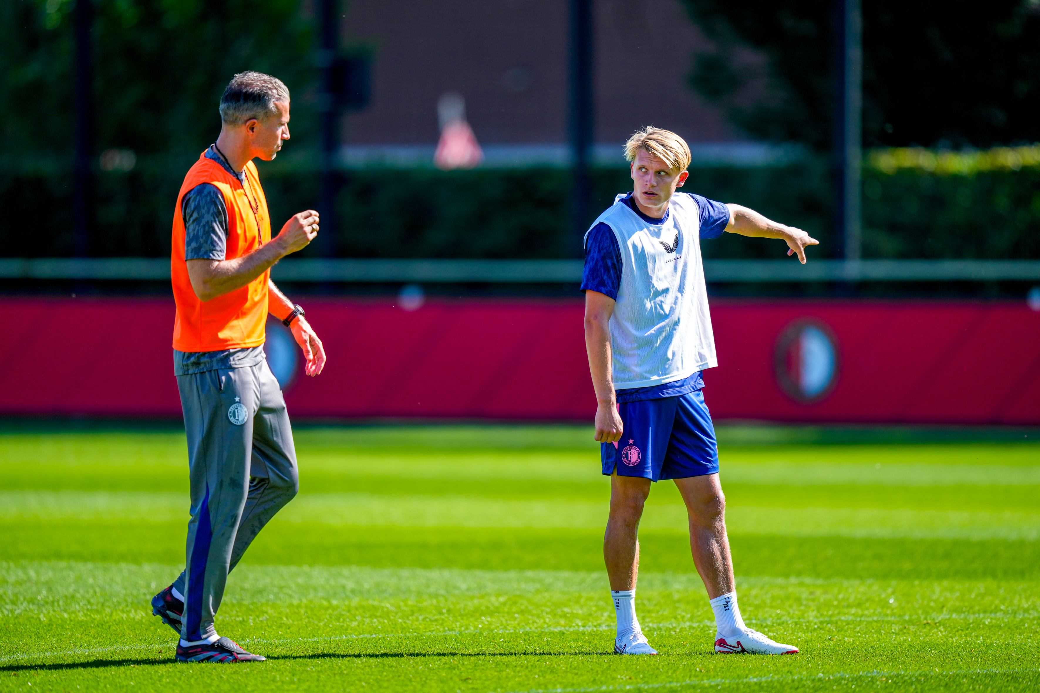 Tweetal Feyenoorders weer op trainingsveld na zware blessures