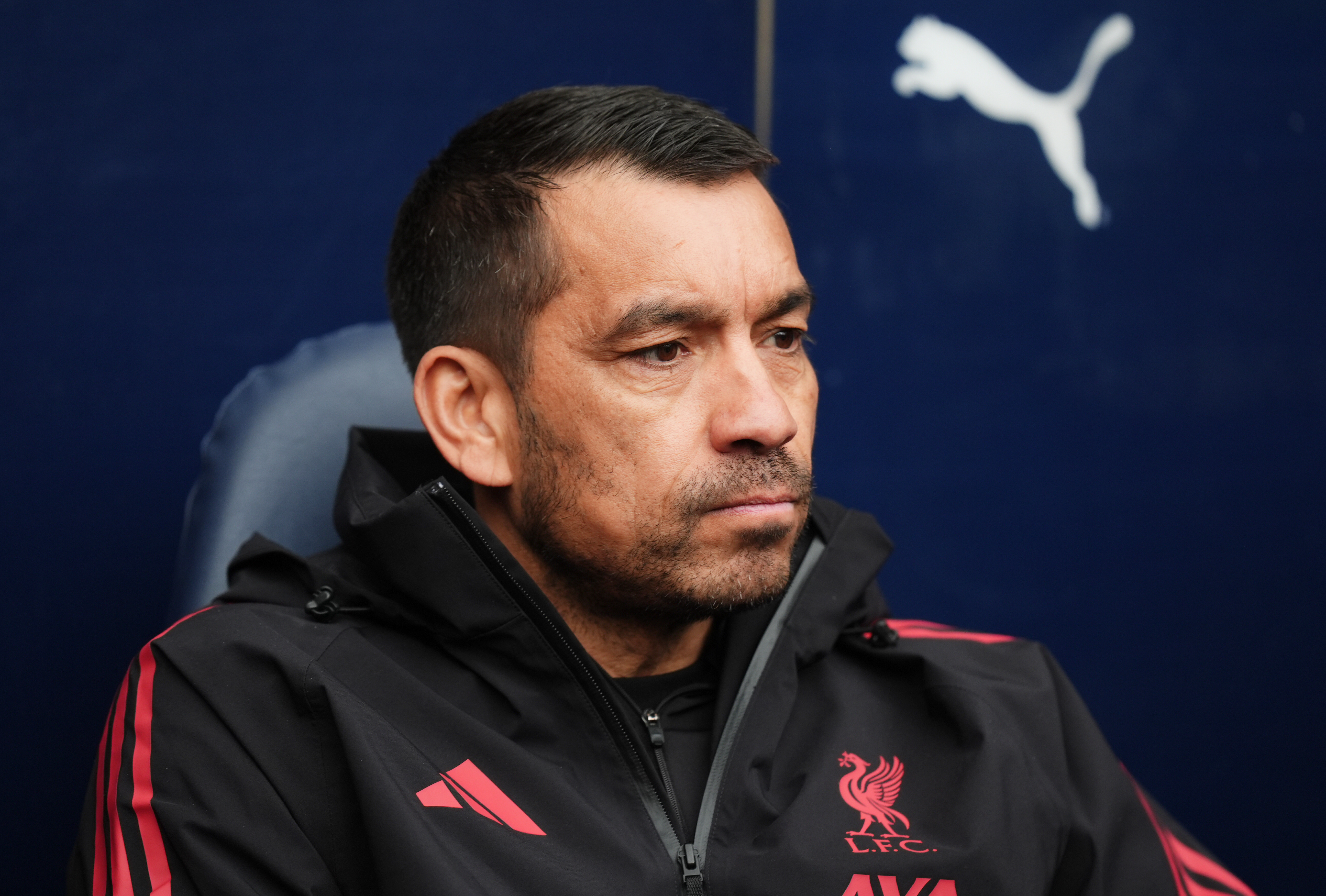 'Assistenten Slot ook ontslagen; Feyenoord-target Van Bronckhorst transfervrij'