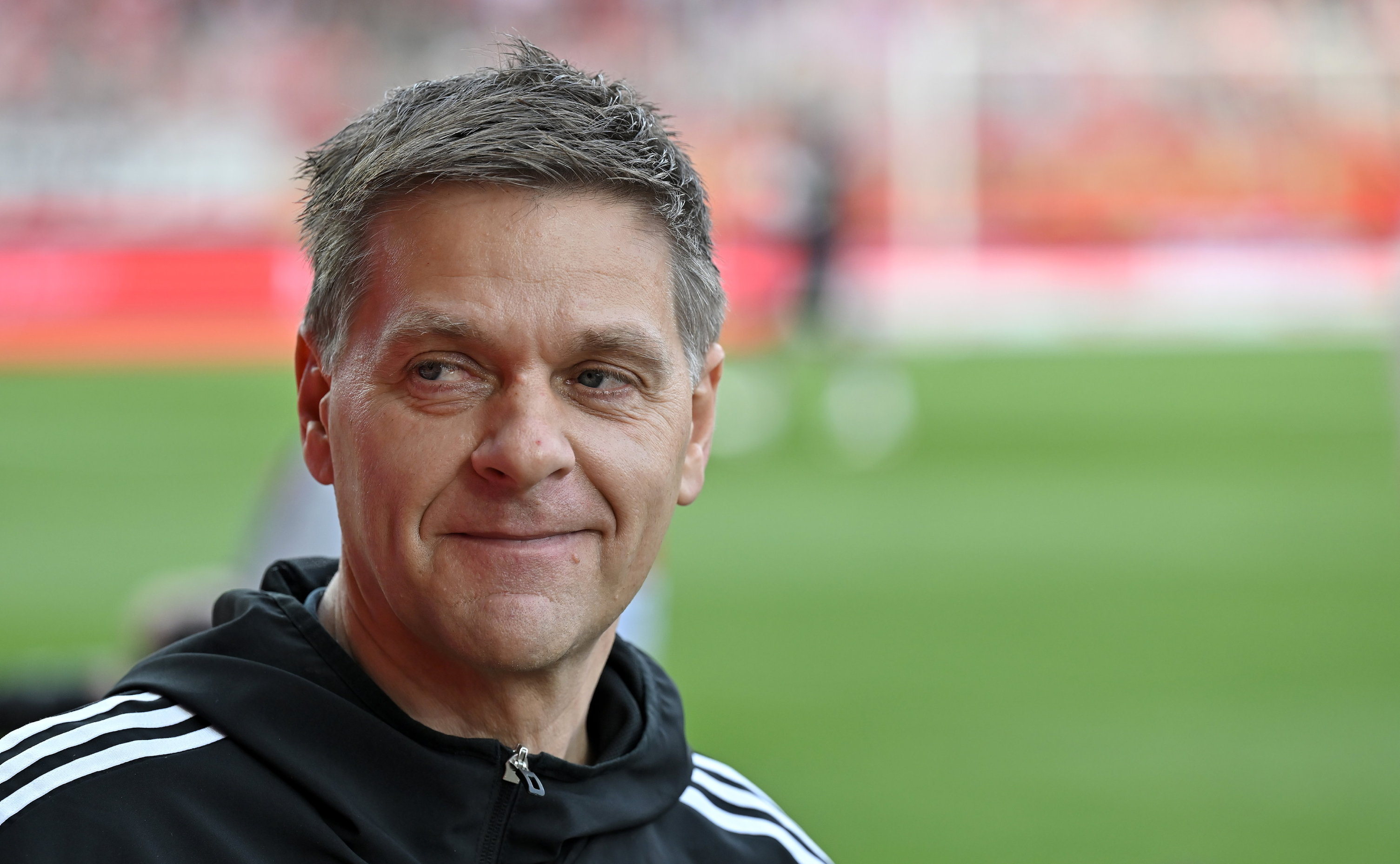 Dit is Oliver Ruhnert: Duitse bouwer die Feyenoord naar de top moet helpen