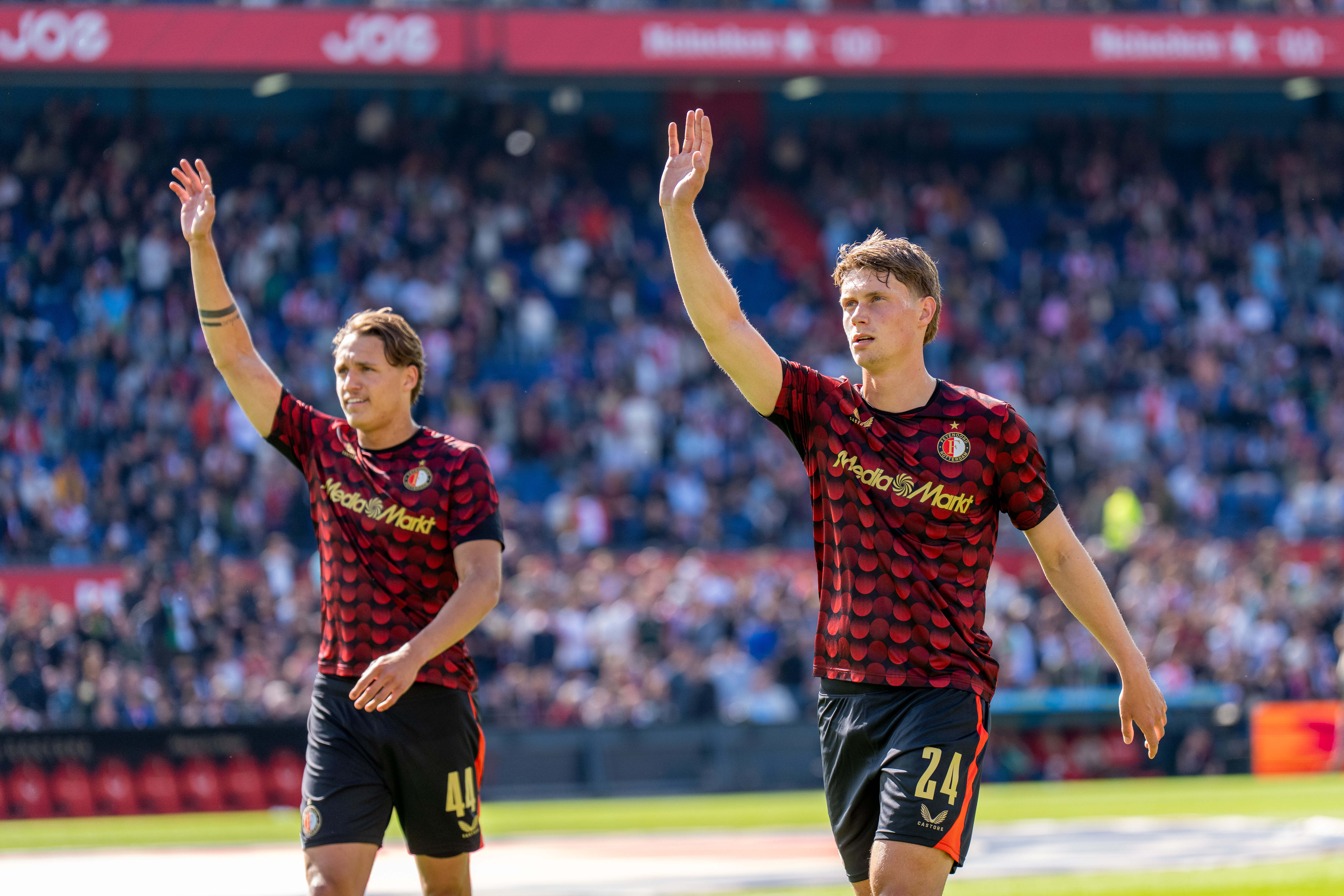 Dertien spelers uit eigen jeugd ingezet: alleen AZ troeft Feyenoord af