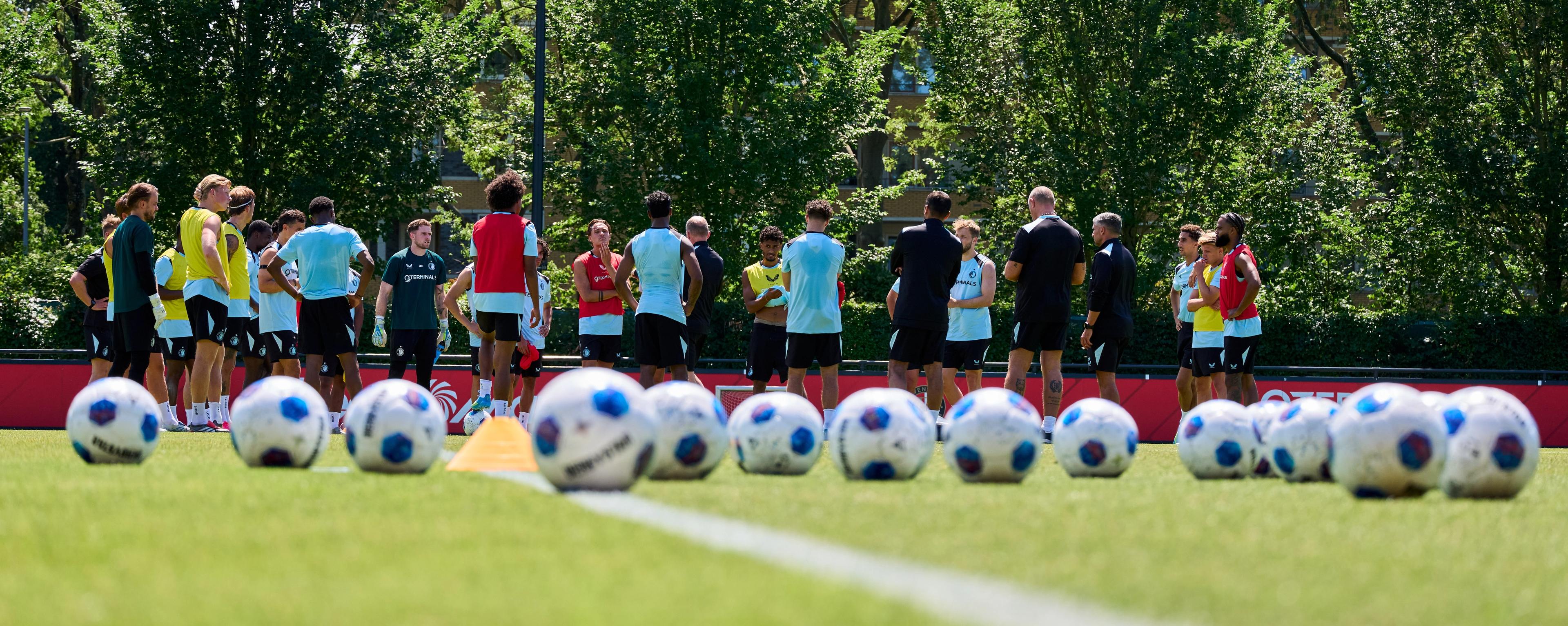 Training donderdag openbaar en live op Feyenoord ONE