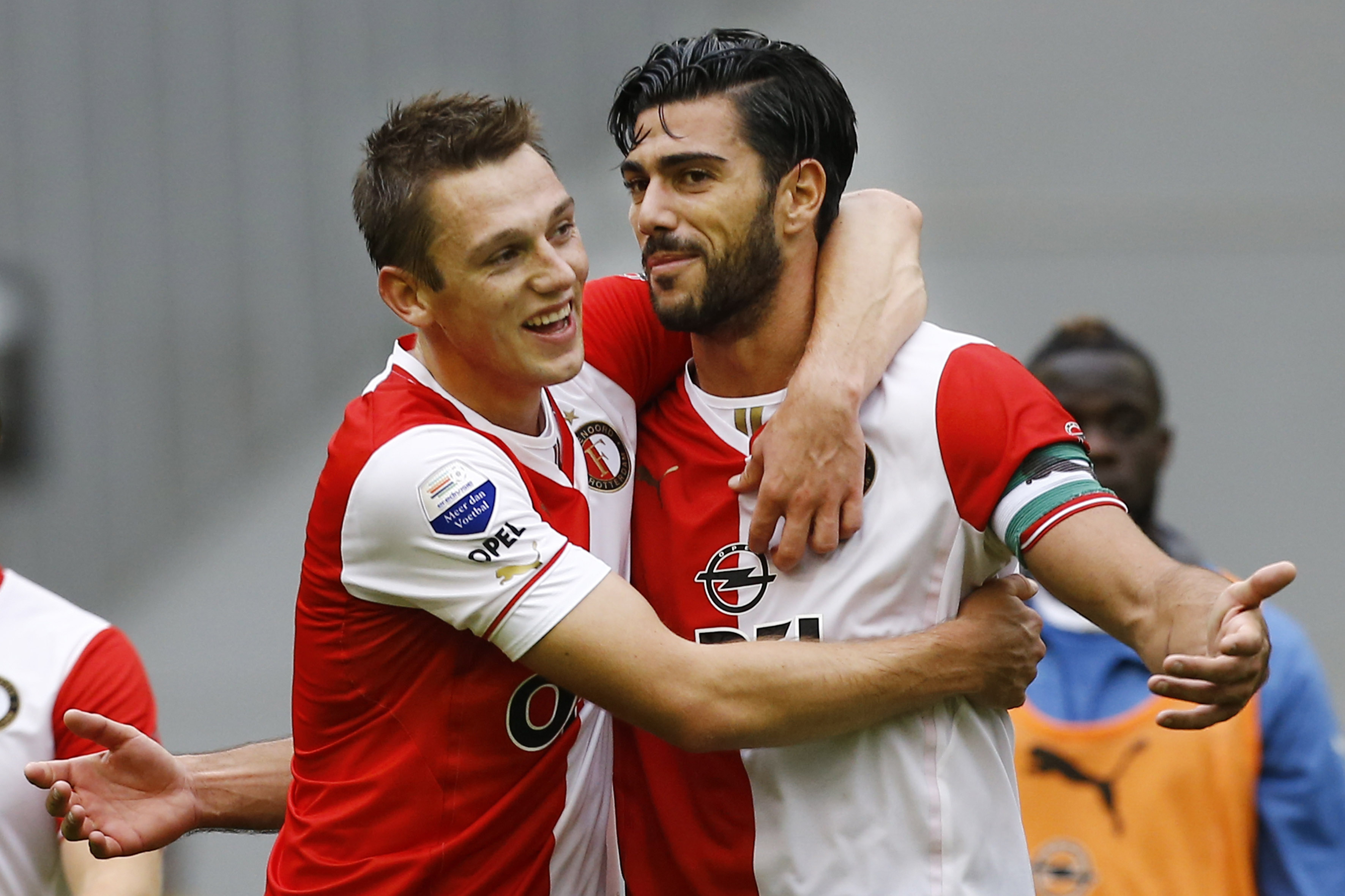 'Panathinaikos wil oud-Feyenoorder De Vrij verleiden met miljoenencontract'