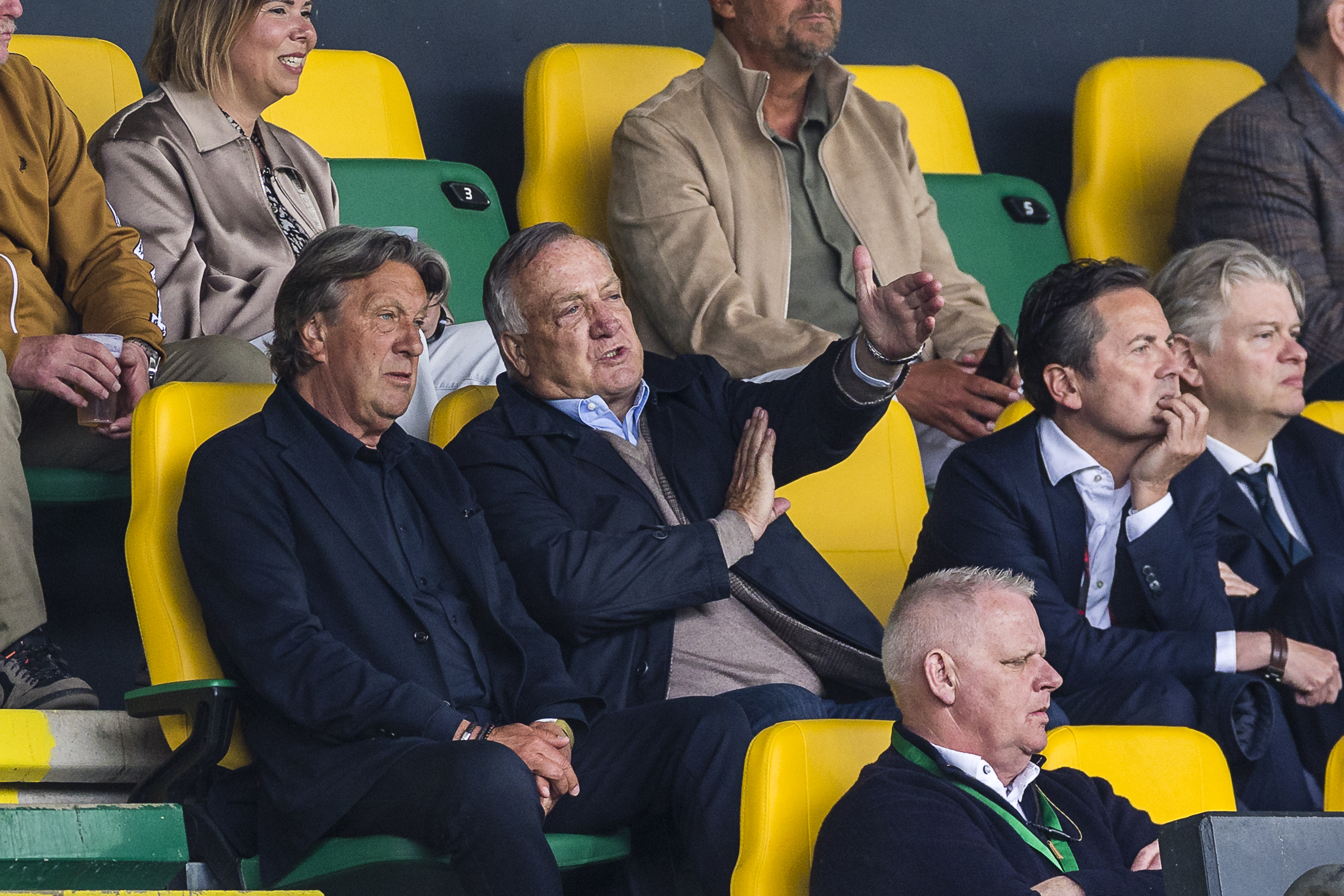 Advocaat haalt hard uit naar Rigaux: "Tenenkrommend hoe Van Persie is behandeld"
