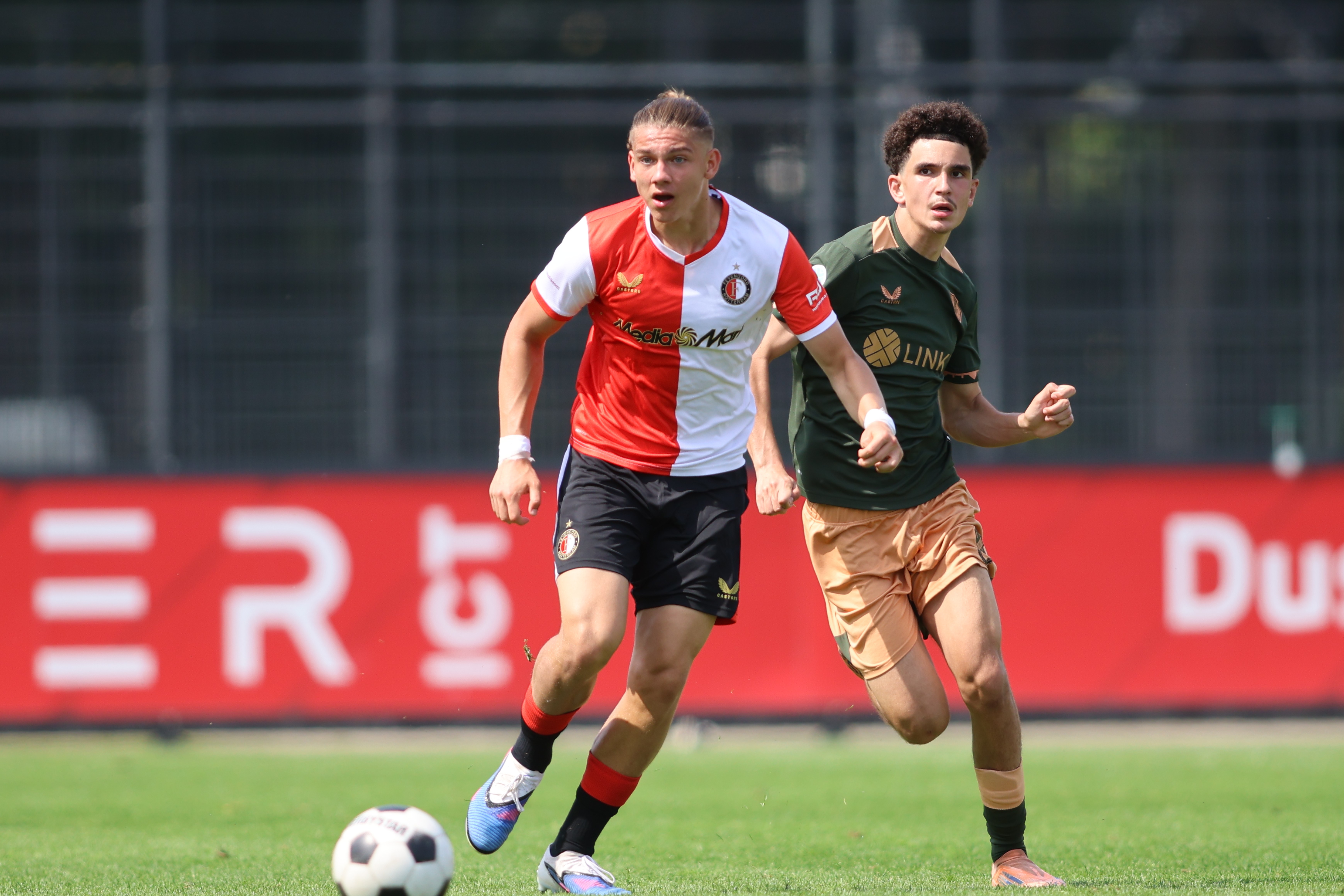 feyenoord-o16-fc-utrecht-o16-jim-breeman-sports-photography-120