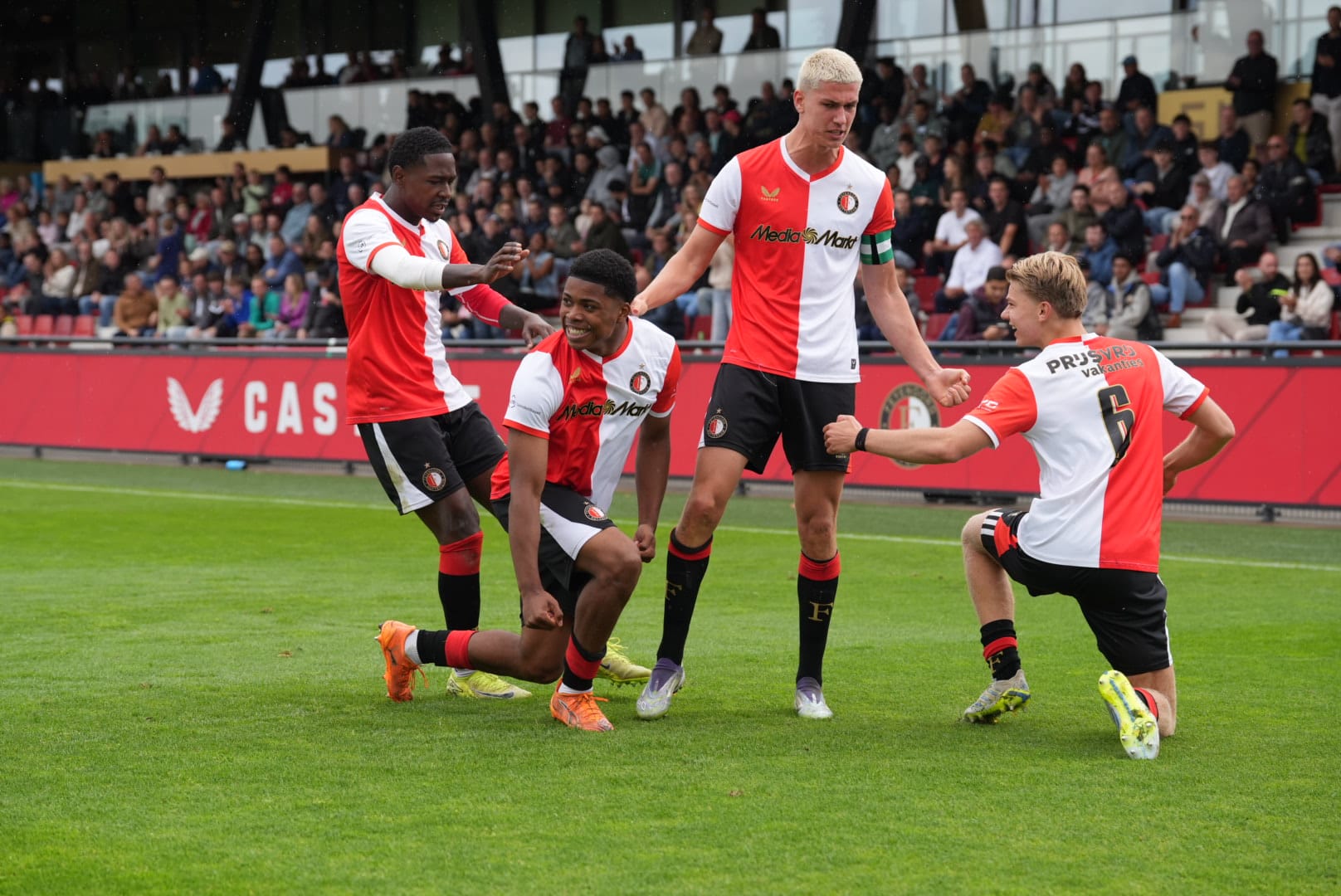Historische middag op Varkenoord: Feyenoord O19 is algeheel landskampioen