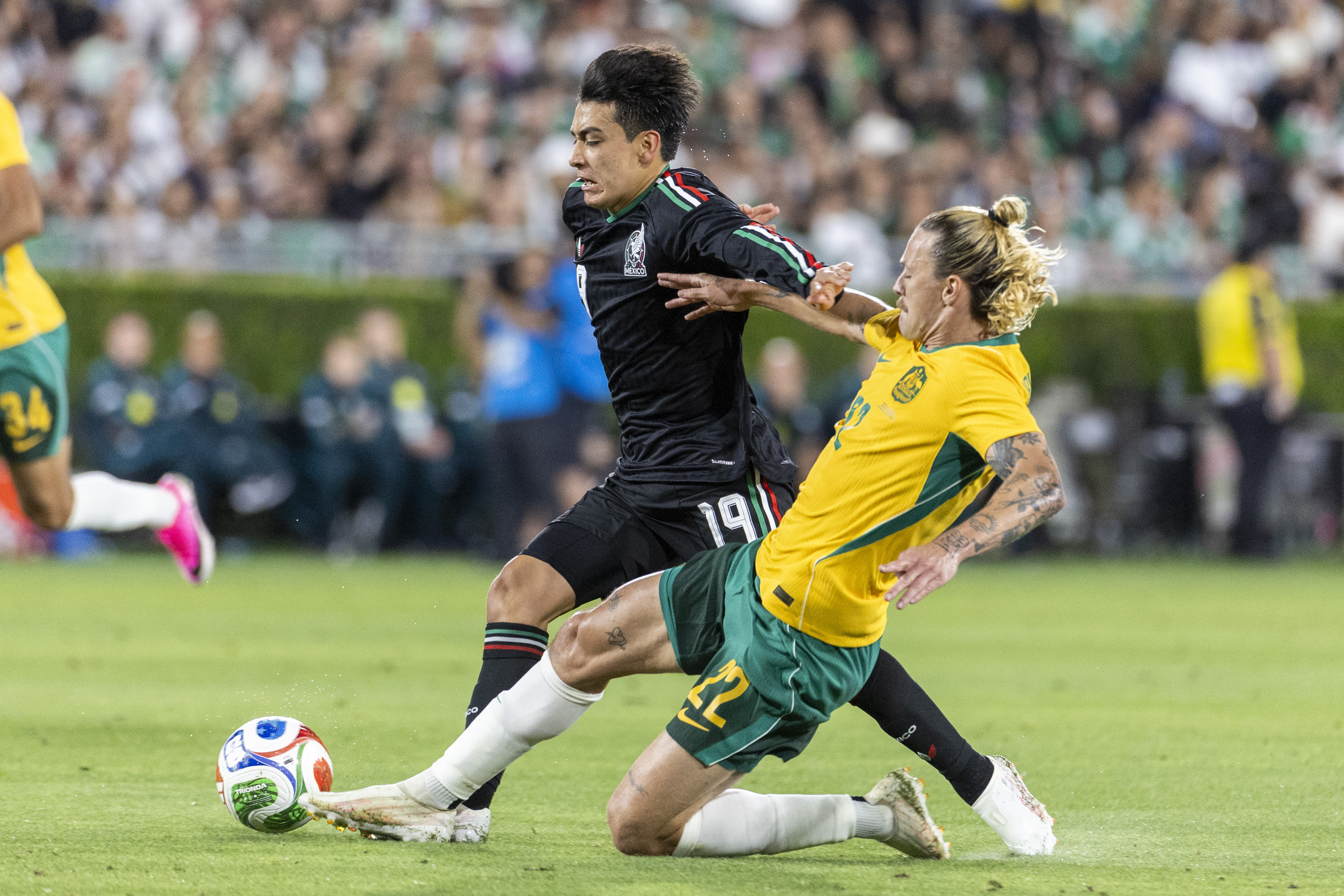 'Feyenoord mengt zich in strijd om Mexicaans wonderkind Gilberto Mora'