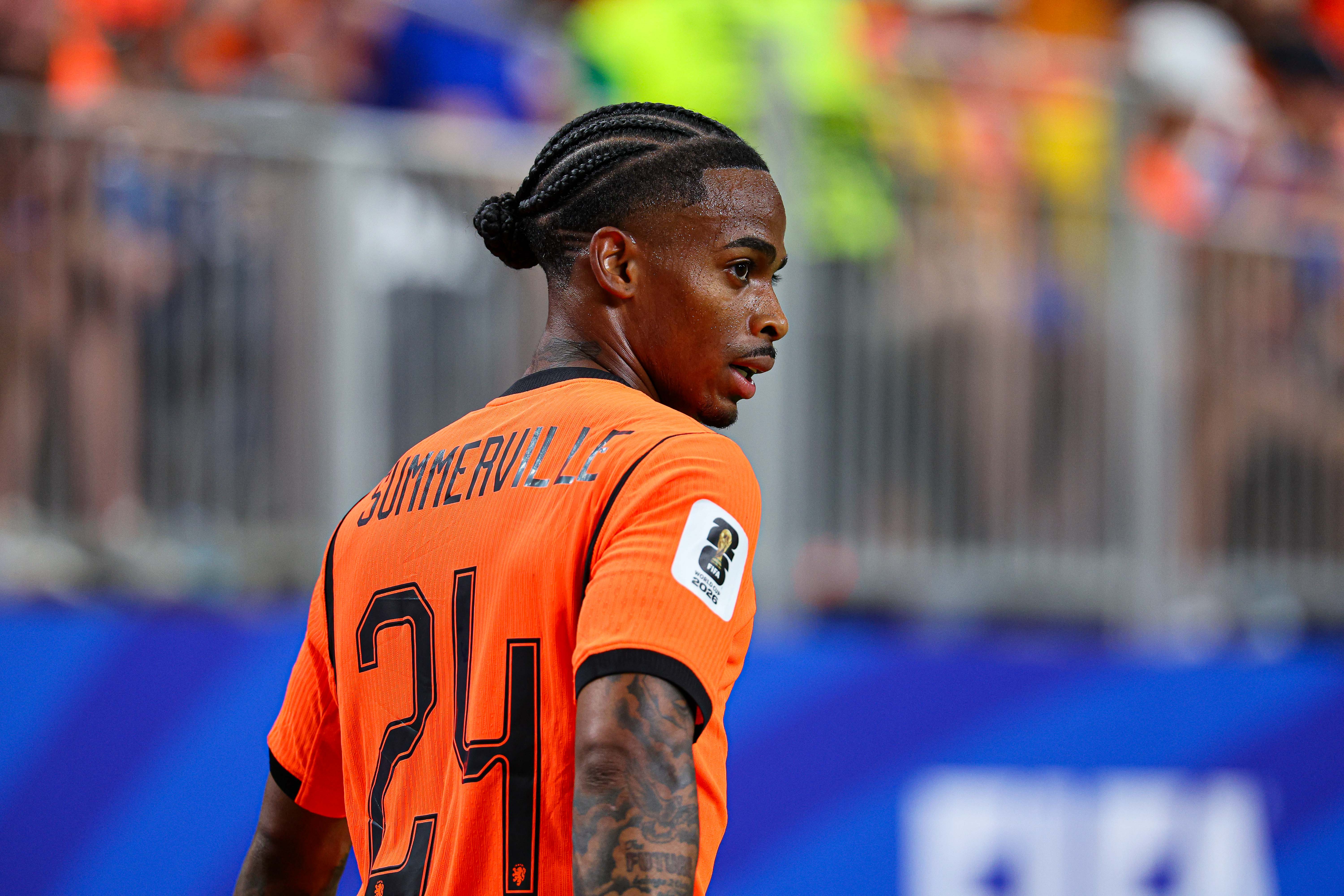 Oud-Feyenoorder Summerville schaart zich in bijzonder Oranje-rijtje