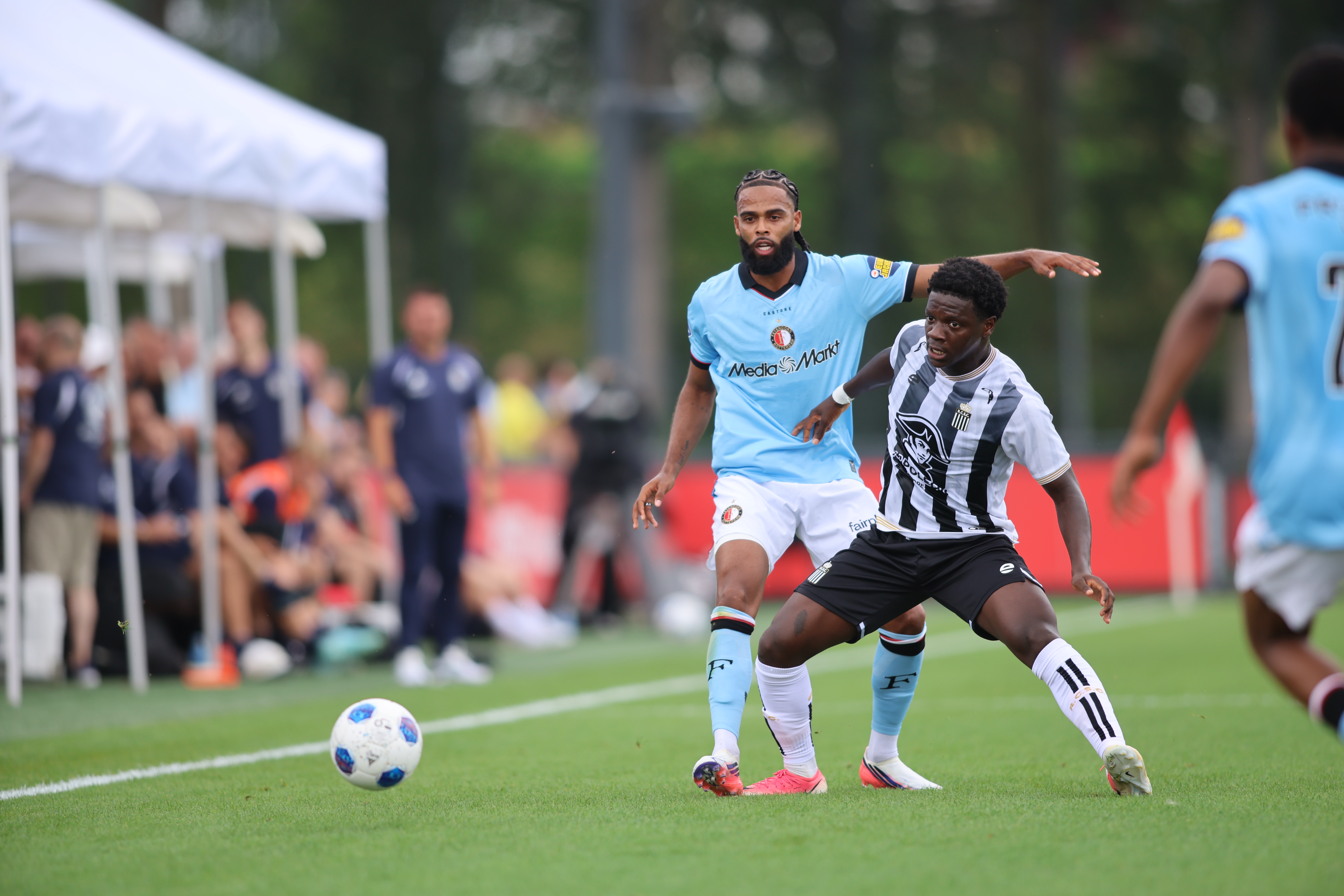 feyenoord-sc-royal-charlois-3-1-jim-breeman-sports-photography-179