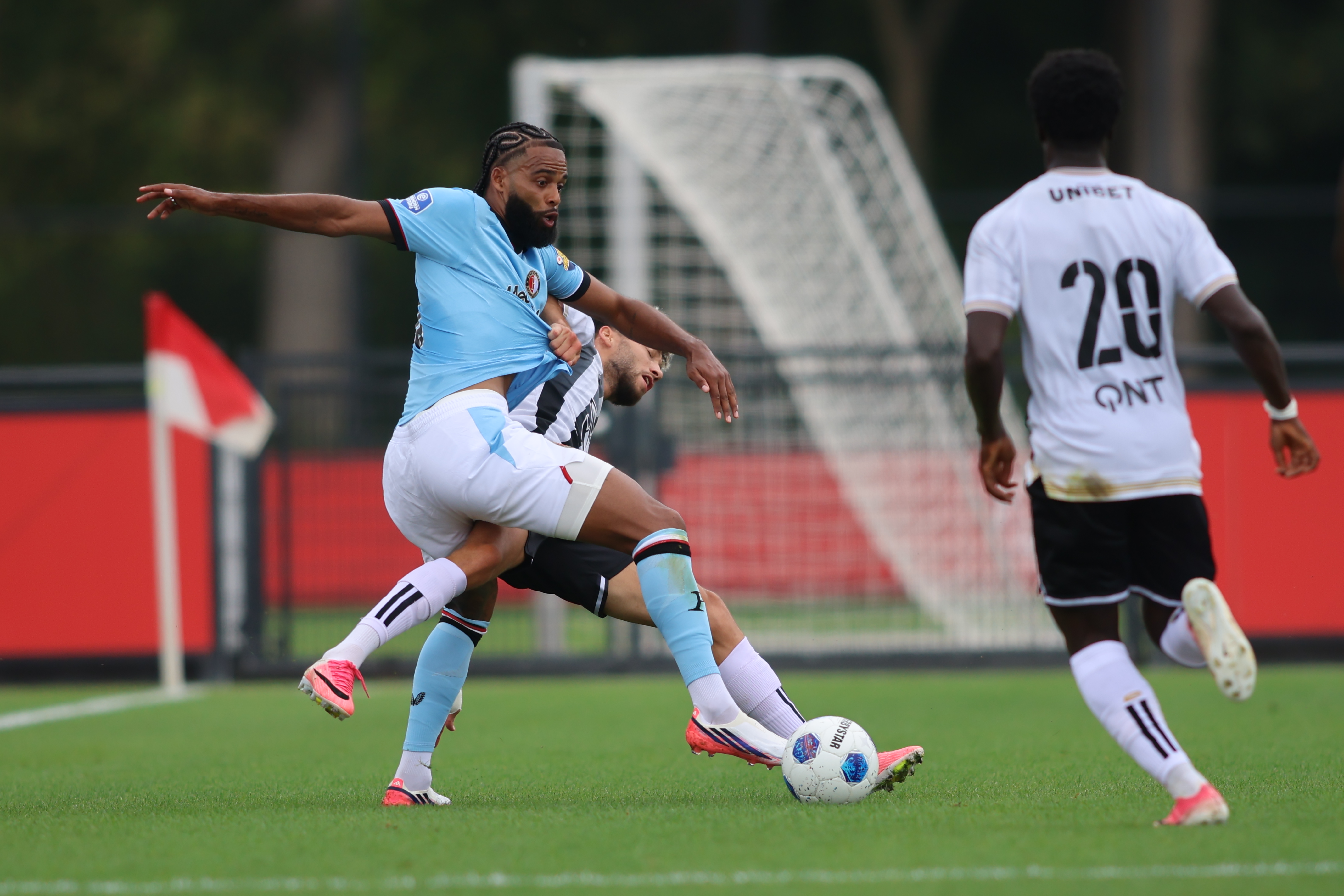 feyenoord-sc-royal-charlois-3-1-jim-breeman-sports-photography-188