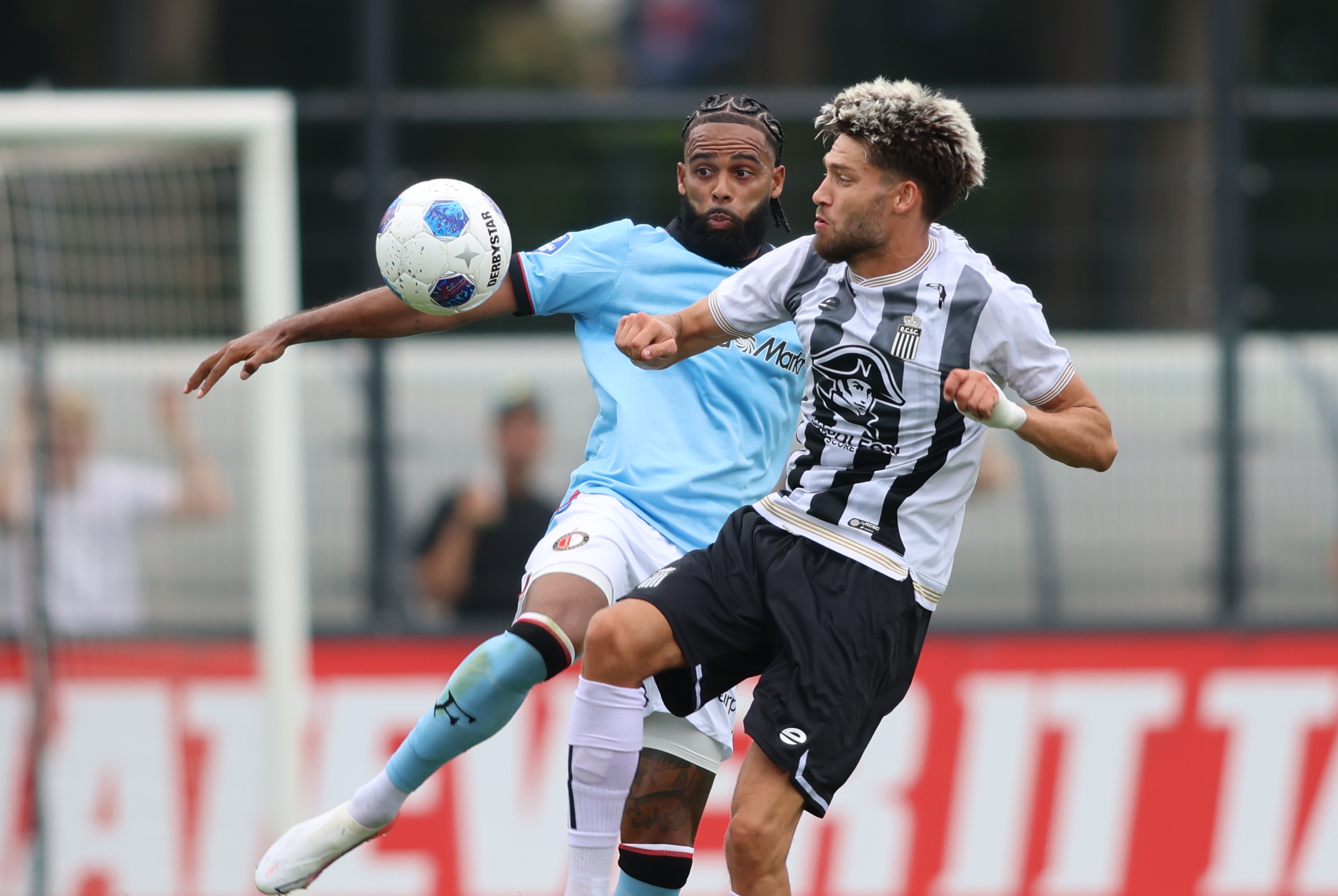 Foto's Feyenoord - Royal Sporting Charleroi (3-1)