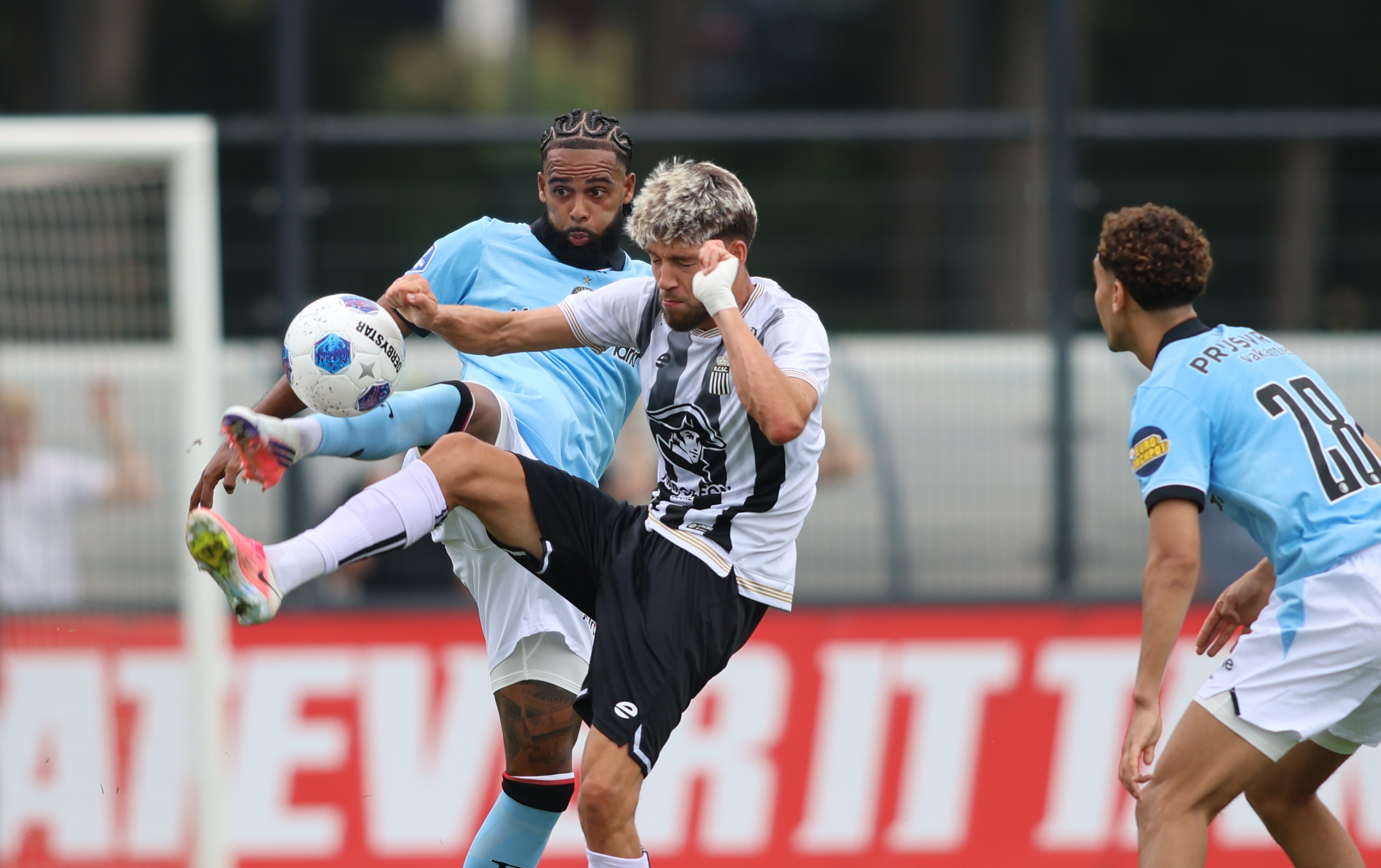 feyenoord-sc-royal-charlois-3-1-jim-breeman-sports-photography-234