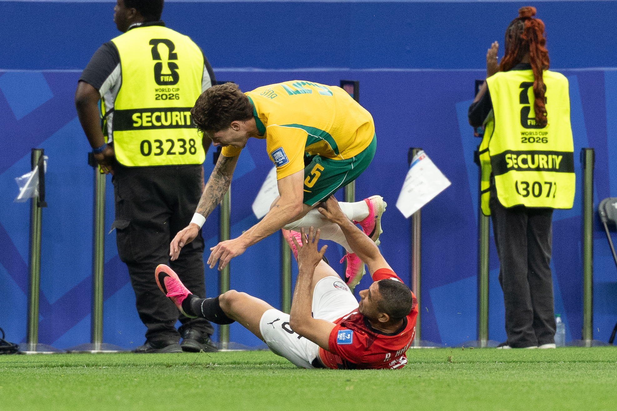 'Bos moet operatie ondergaan na oplopen knieblessure'