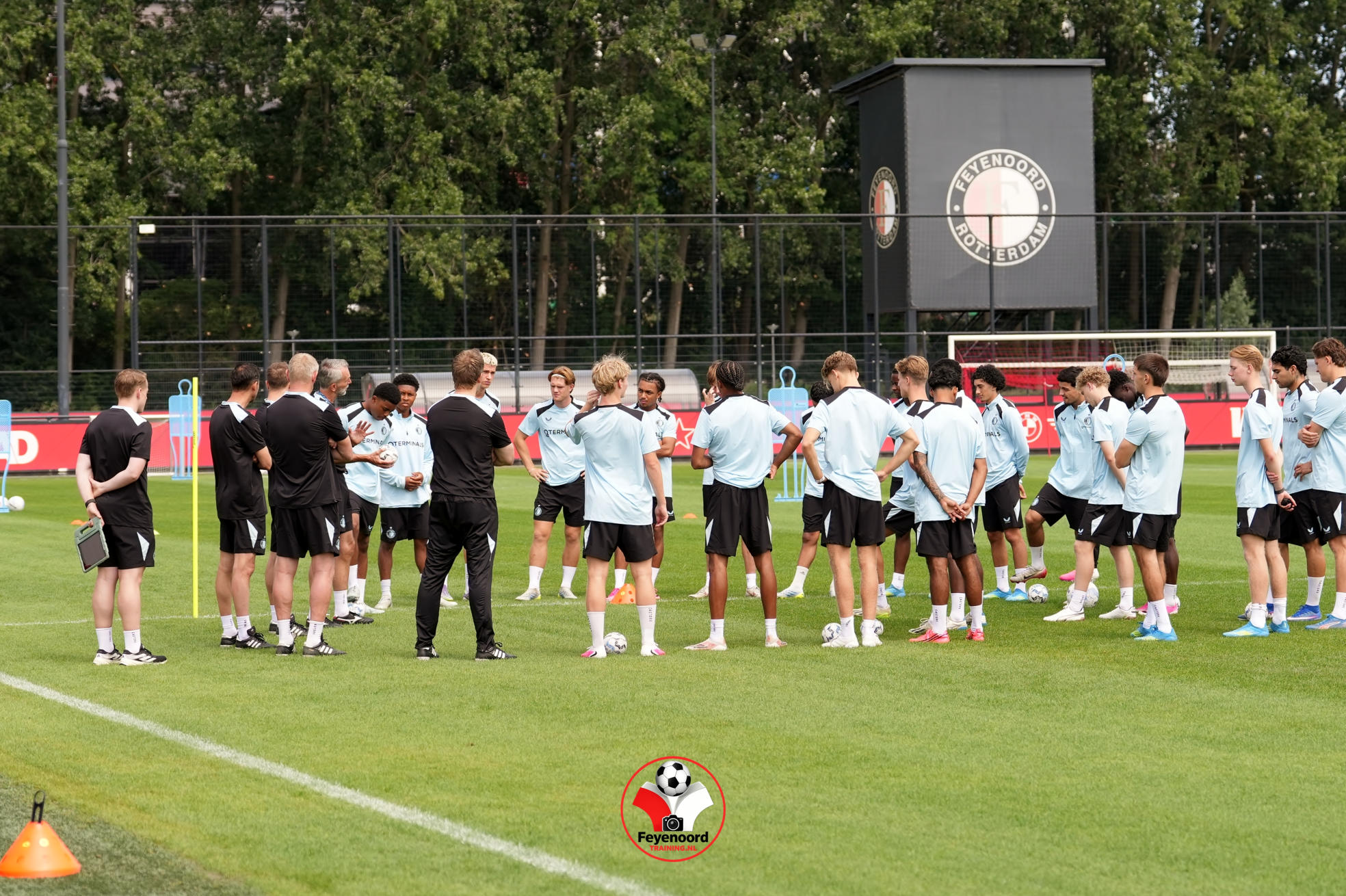 spelersgroep-o21-feyenoordtraining