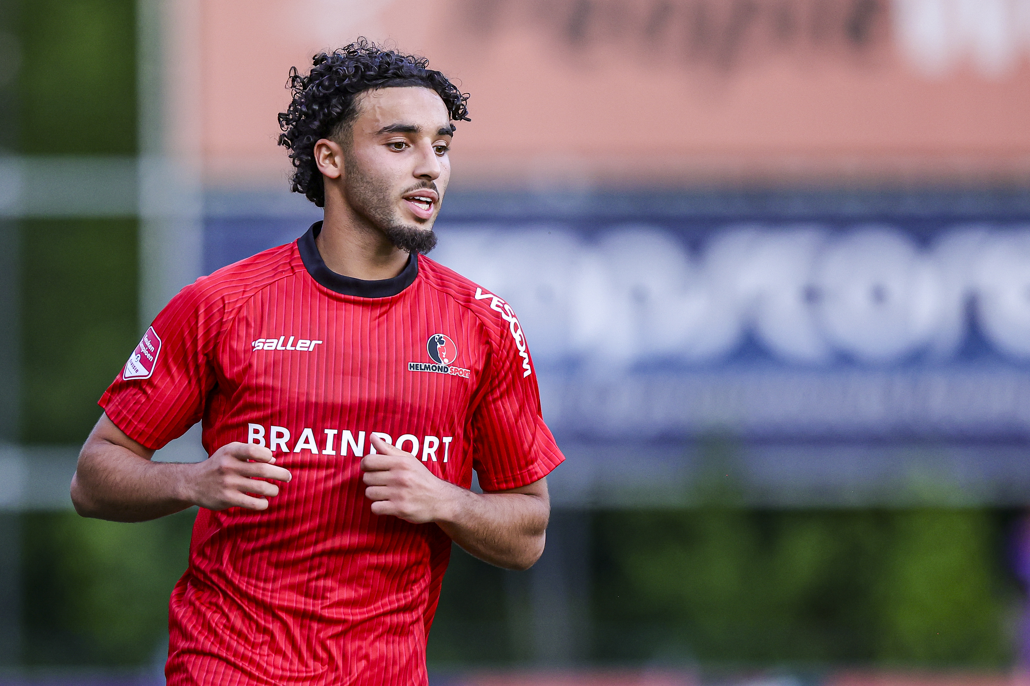 Voormalig Feyenoord-talent Boulahrouz na anderhalve maand weer weg bij Helmond Sport