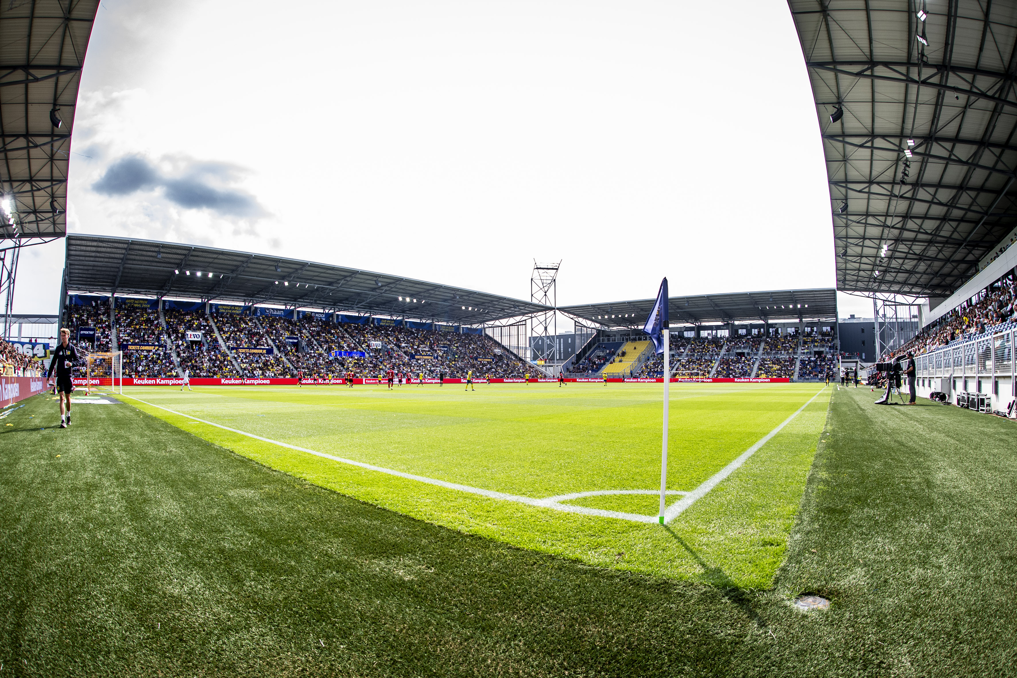 LIVE • SC Cambuur - Feyenoord [16:45]