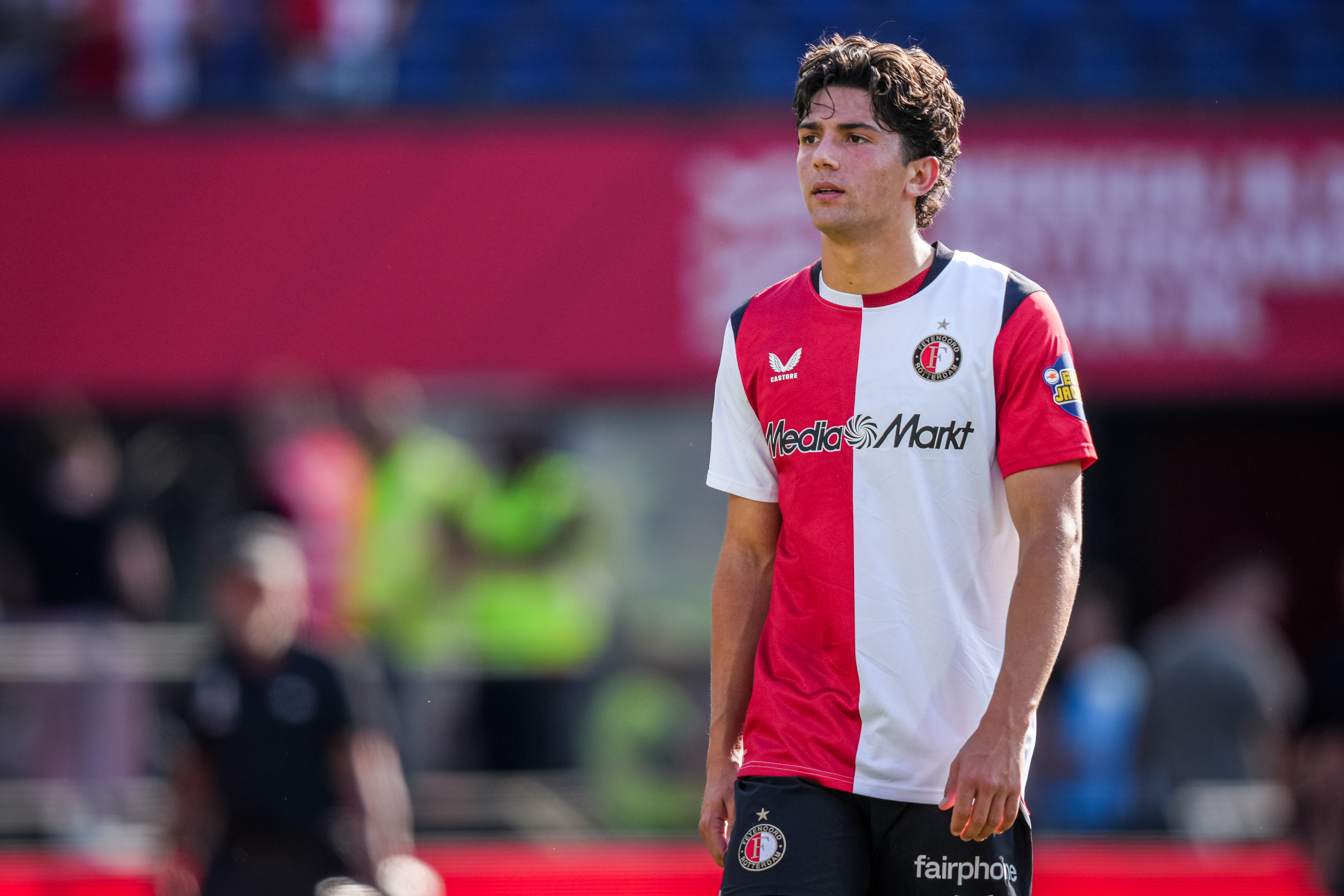 'Feyenoord verlengt contract Wessels tot 2029'