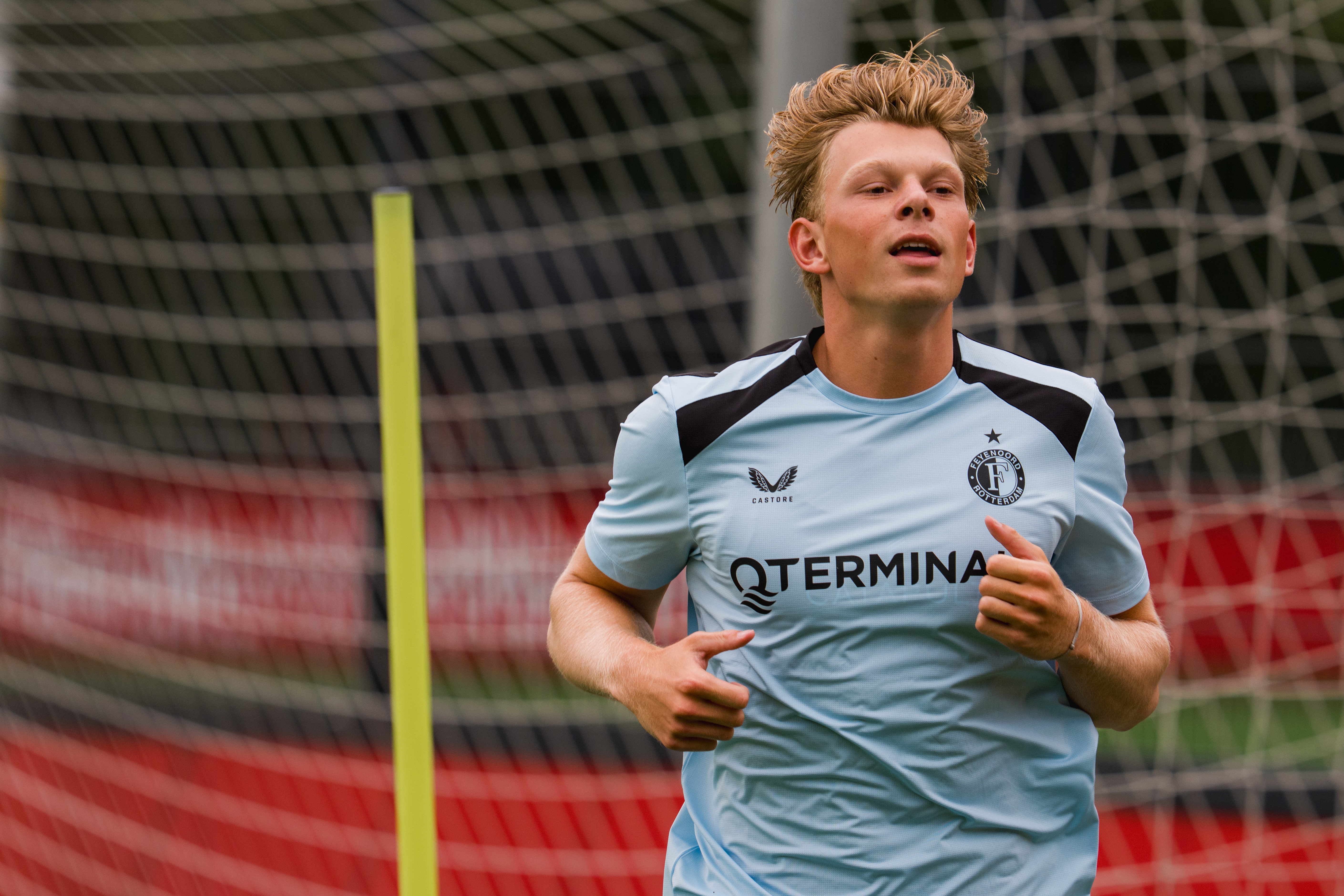 Plug ziet verschil met Feyenoord: "Hier kan ik een diversere speler worden"